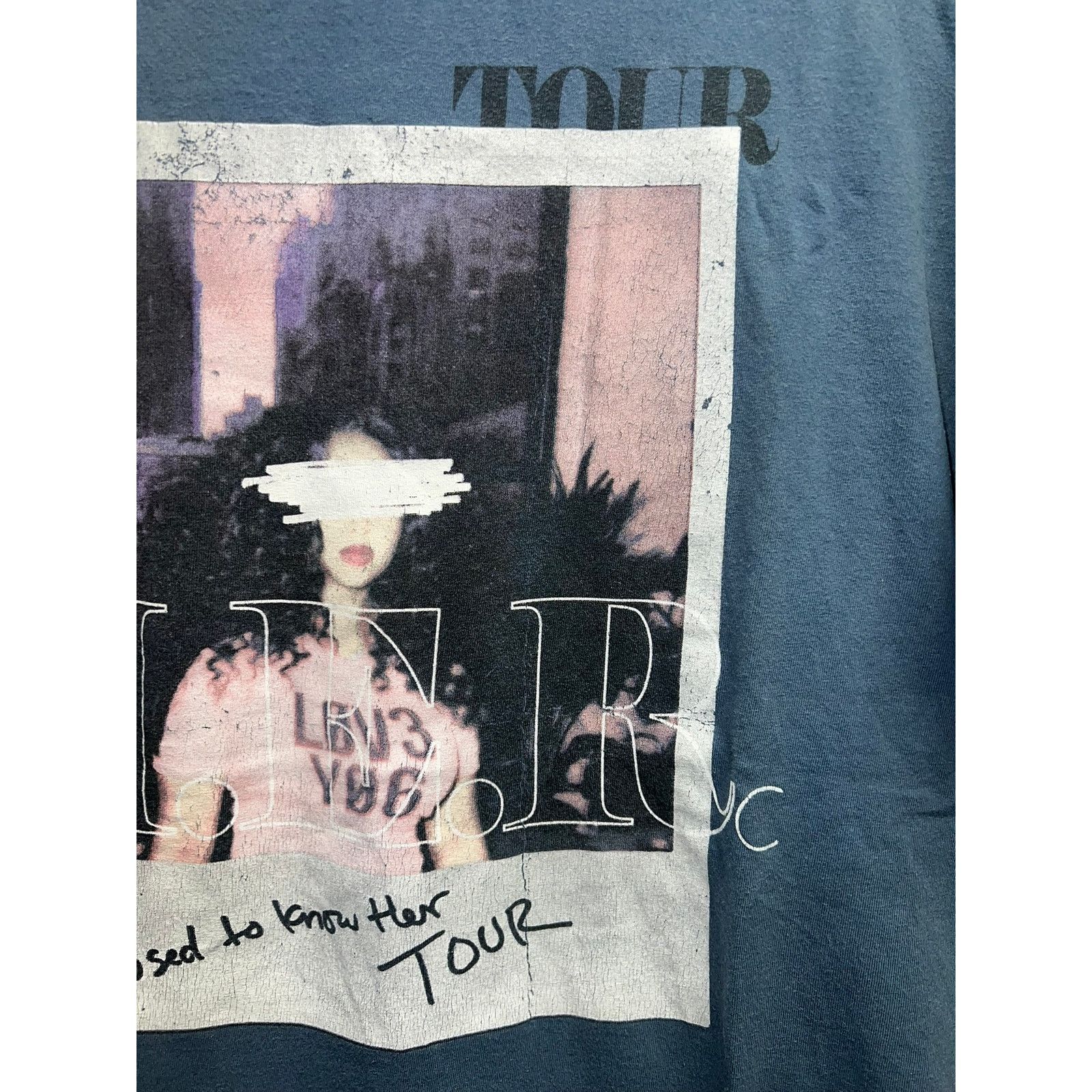 Band Tees I Used to Know Her Tour Shirt H.E.R. Graphic Blue Tee Medium Size US M / EU 48-50 / 2 - 3 Thumbnail