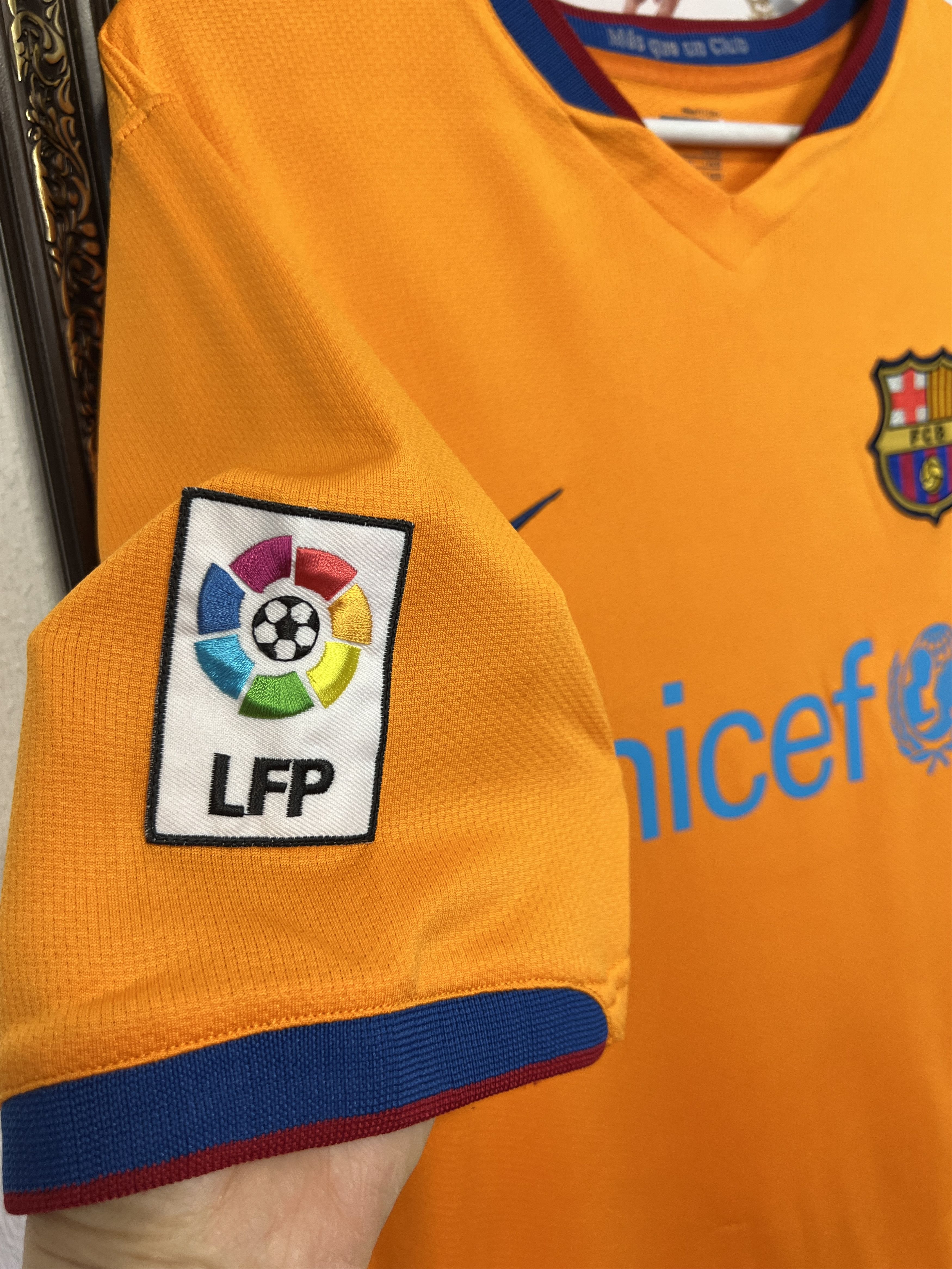 Nike Vintage Nike Barcelona Away Shirt Football Soccer Jersey Size US M / EU 48-50 / 2 - 4 Thumbnail