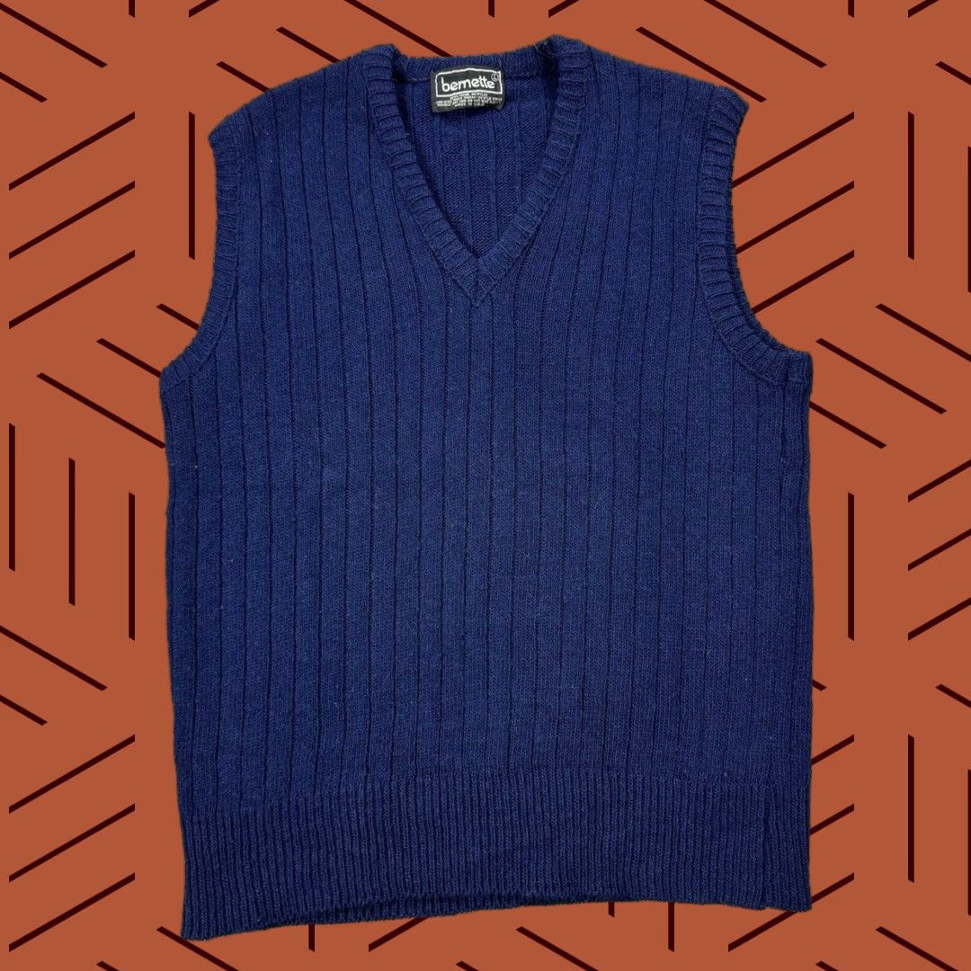 Vintage Vintage 70s Bernette Men's Acrylic Sweater Vest Navy Blue All Seasons Preppy USA Size L Size US L / EU 52-54 / 3 - 1 Thumbnail