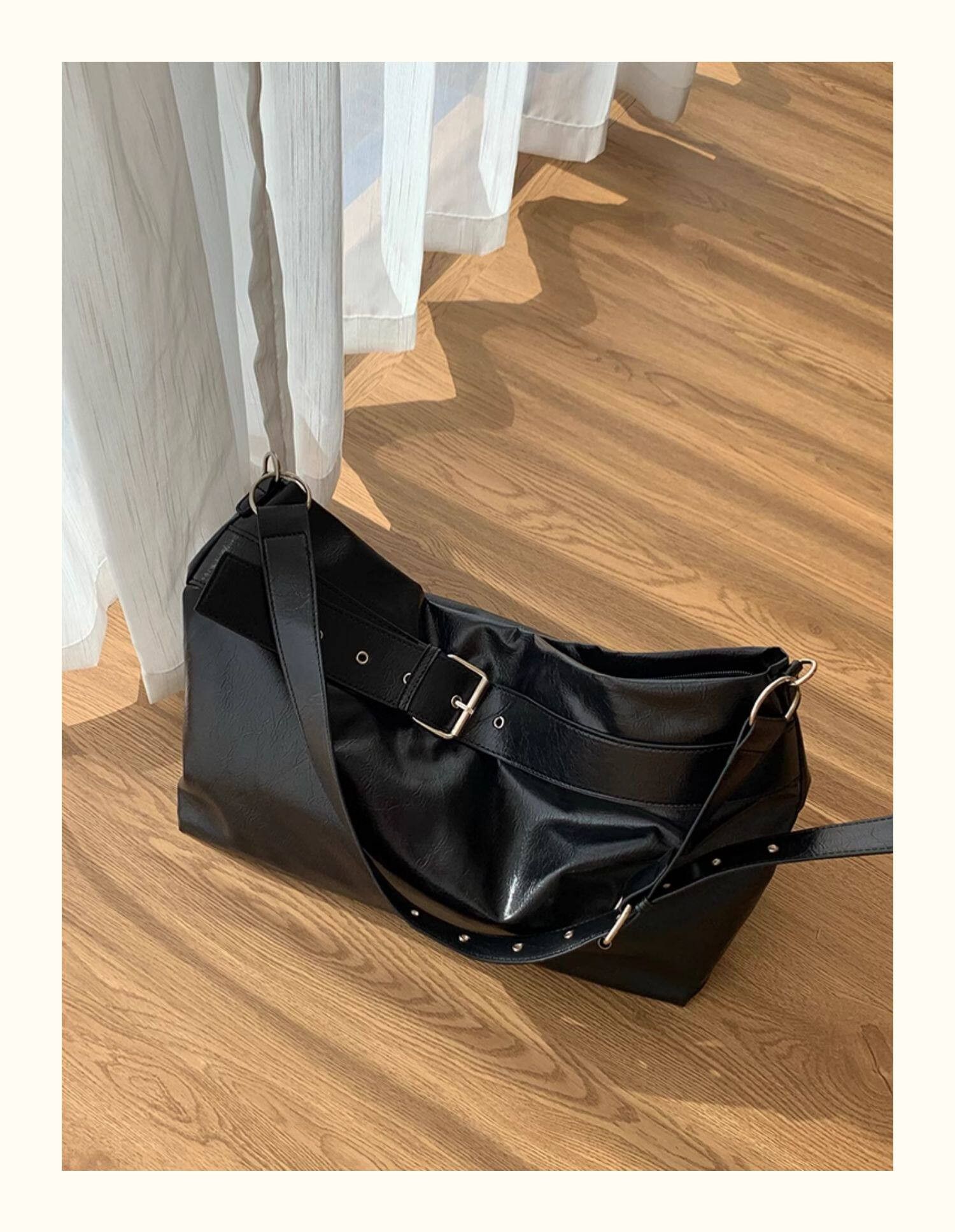 Leather Vintage Harajuku Shoulder Bag | PU Leather Size ONE SIZE - 9 Thumbnail