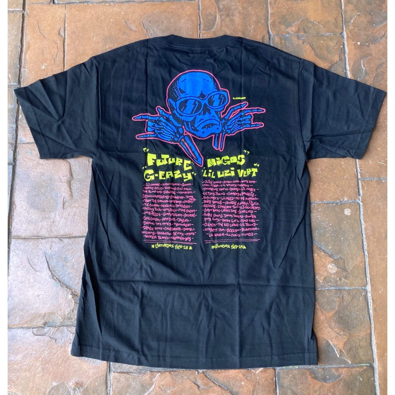 Area VINTAGE Rolling Loud T-Shirt Stadium Bay Area Skeleton Hand 2019 Black L Mens Geared Shirt Size US L / EU 52-54 / 3 - 2 Thumbnail
