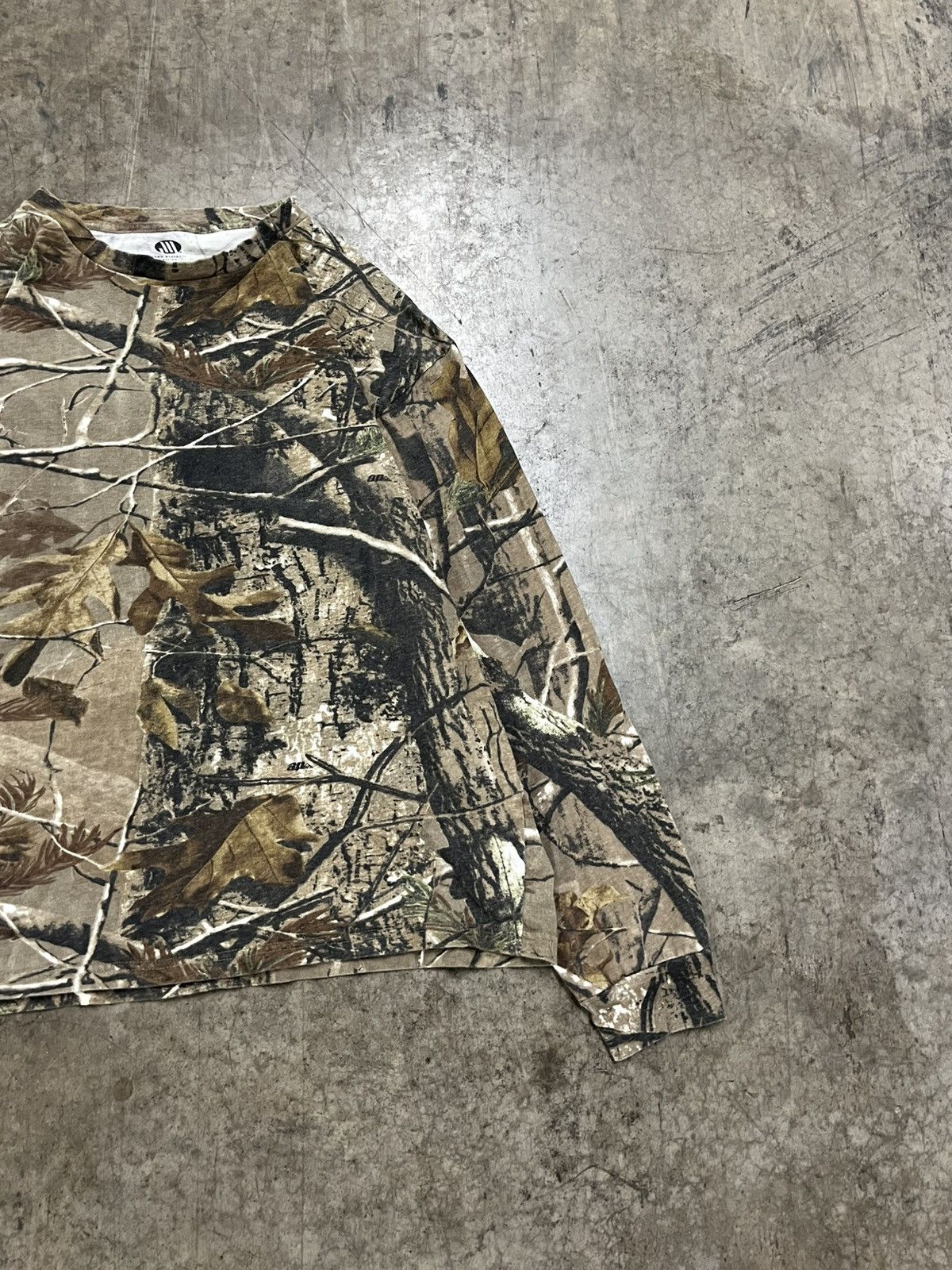 Realtree × Vintage Realtree camo vintage longsleeve tee shirt hype rare Size US L / EU 52-54 / 3 - 4 Thumbnail