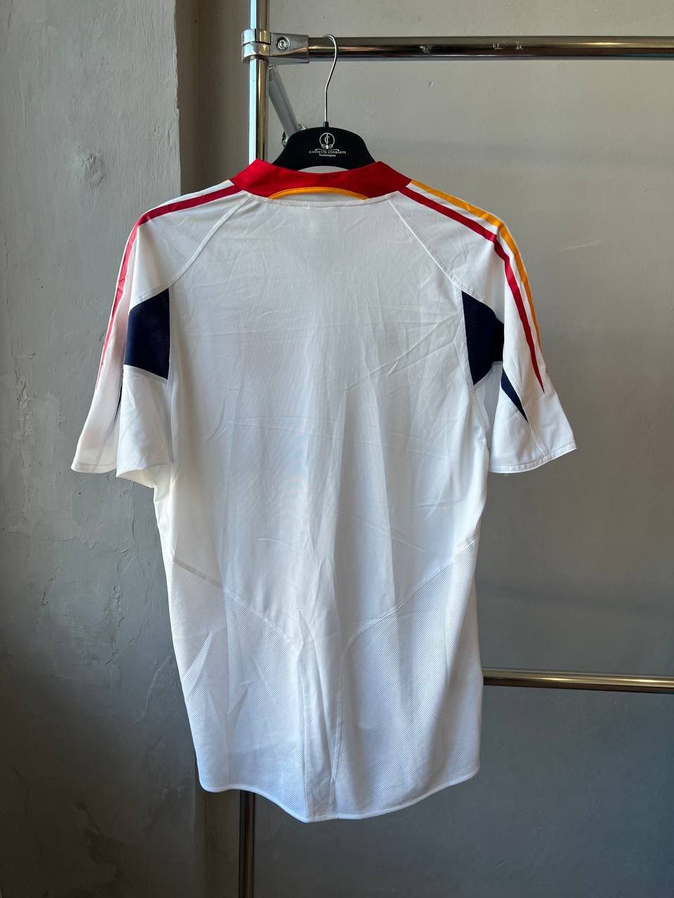 Adidas 2004/06 SPAIN NATIONAL TEAM AWAY SOCCER FOOTBALL JERSEY M Size US M / EU 48-50 / 2 - 10 Thumbnail