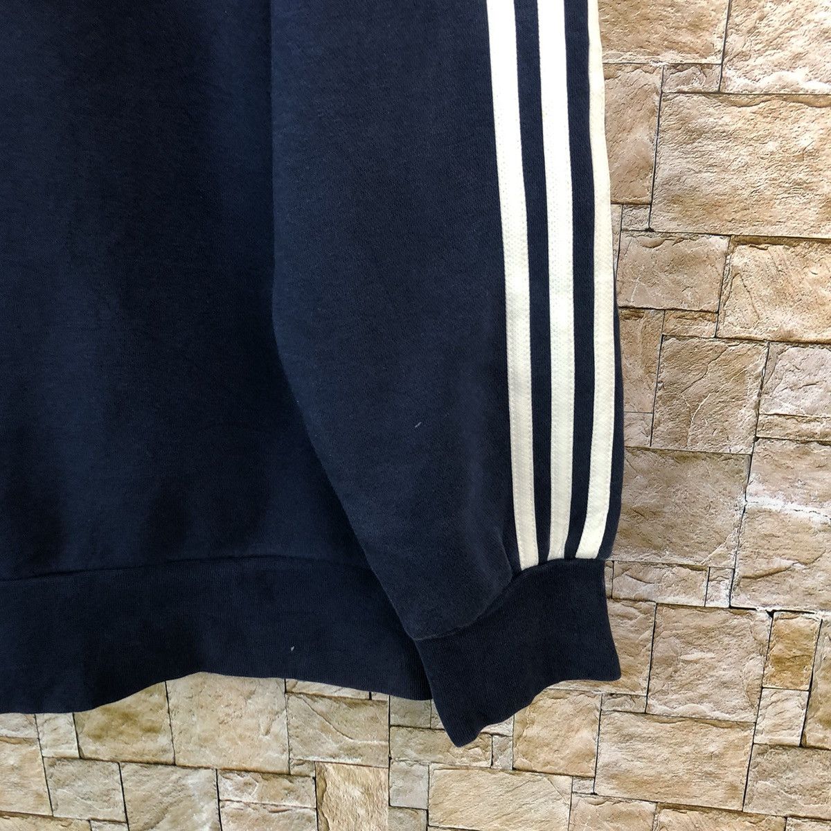 Adidas Adidas 3 stripe Dark Blue Sweatshirt #A250 Size US L / EU 52-54 / 3 - 8 Thumbnail