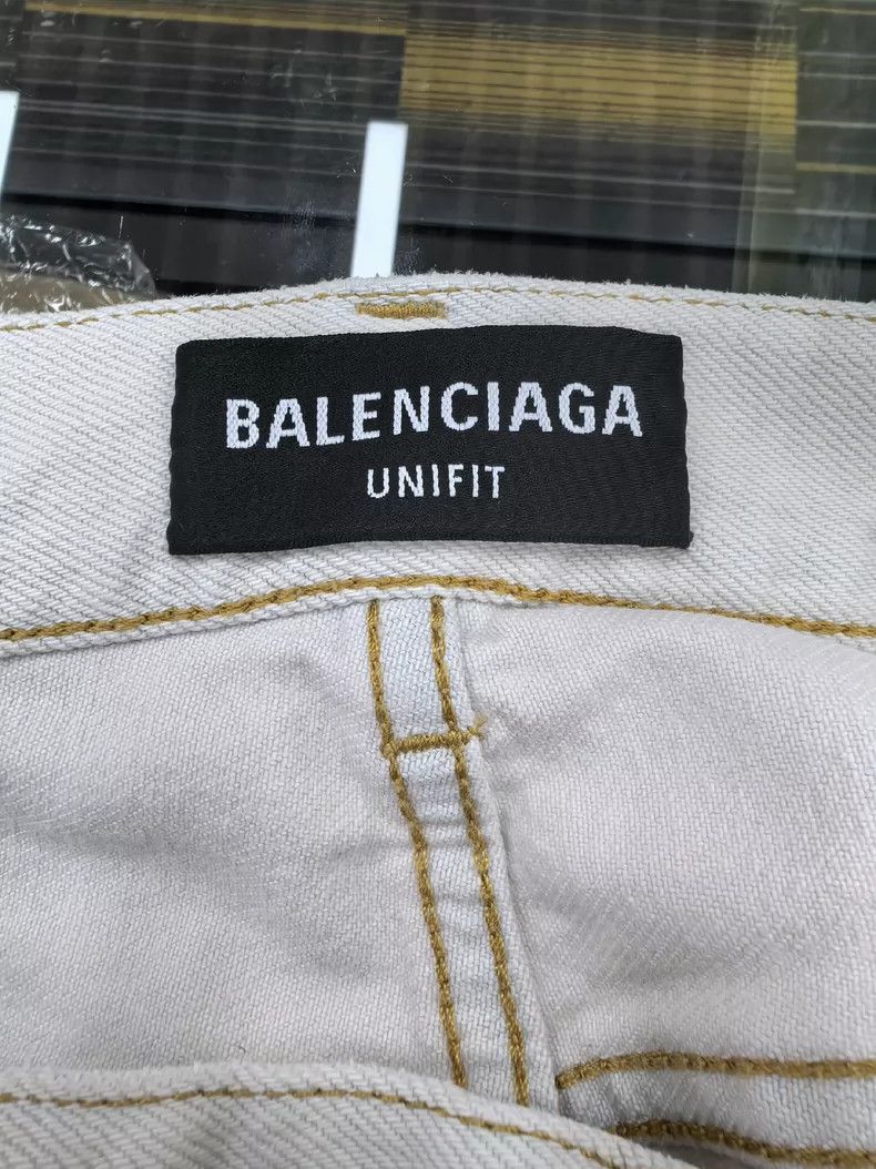 Balenciaga Balenciaga size M Distressed straight-leg pleated casual p Size US 27 - 3 Thumbnail