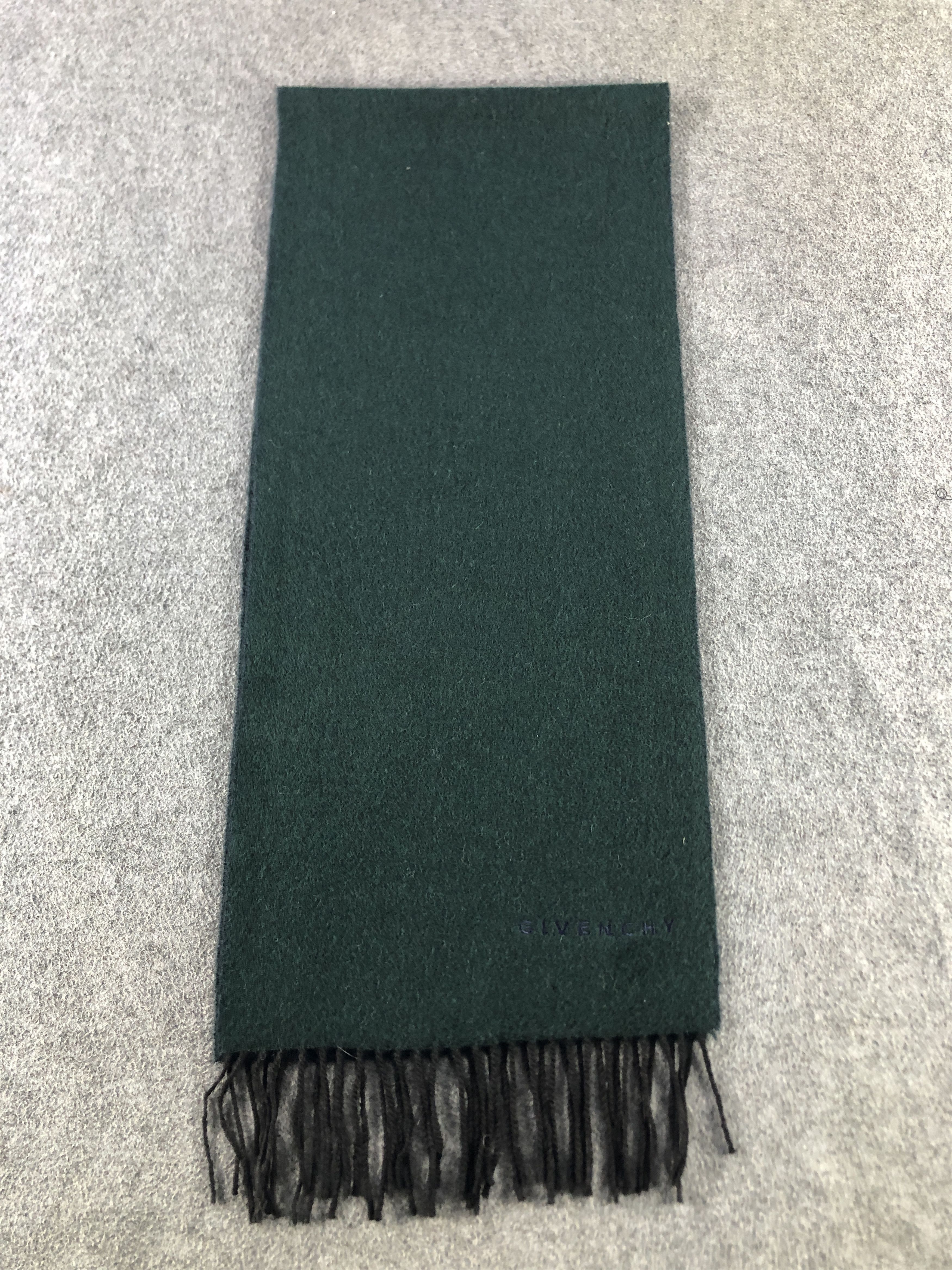 Givenchy Givenchy Scarf / Muffler / Neckwear P915 Size ONE SIZE - 2 Thumbnail