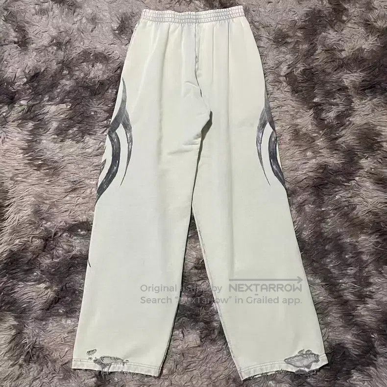 Balenciaga Balenciaga size XS Worn-out wide-leg cargo pants with drago Size US 27 - 2 Thumbnail