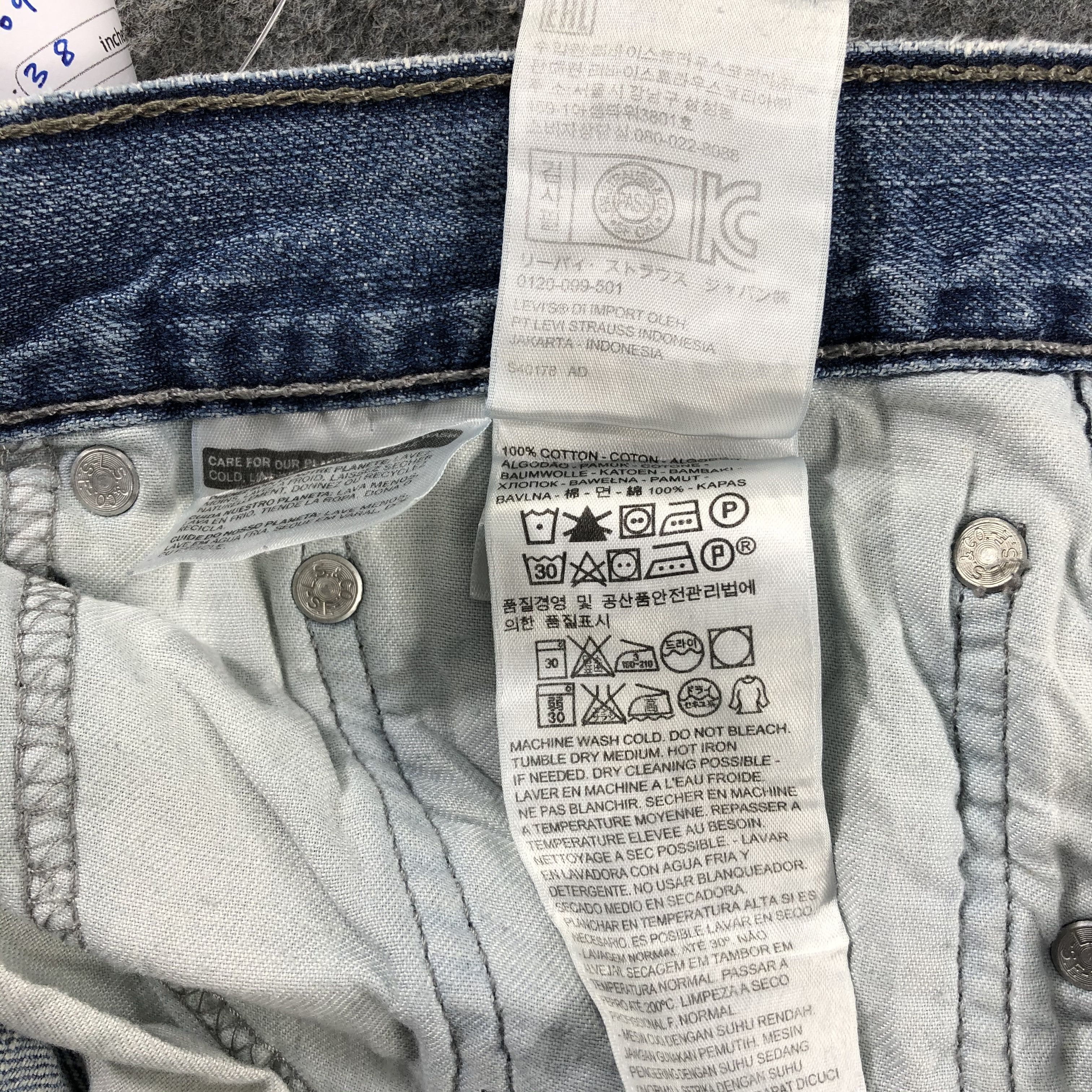 Levi's Vintage Blue Wash Levis 514 Jeans-J2569 Size US 38 / EU 54 - 12 Thumbnail