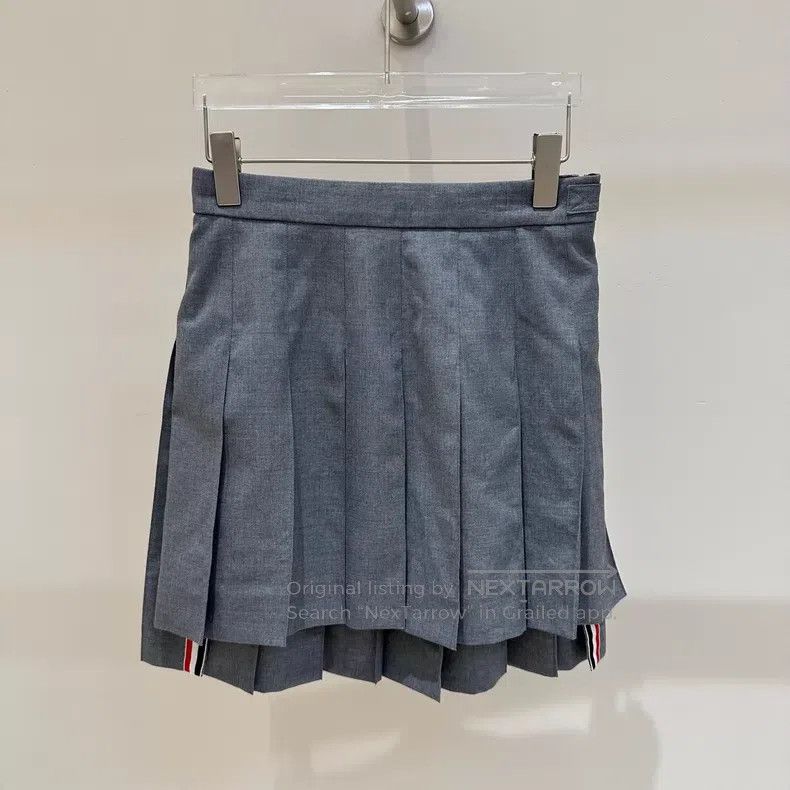 Thom Browne Thom Browne Classic Pleated Skirt Size 26" / US 2 / IT 38 - 1 Thumbnail