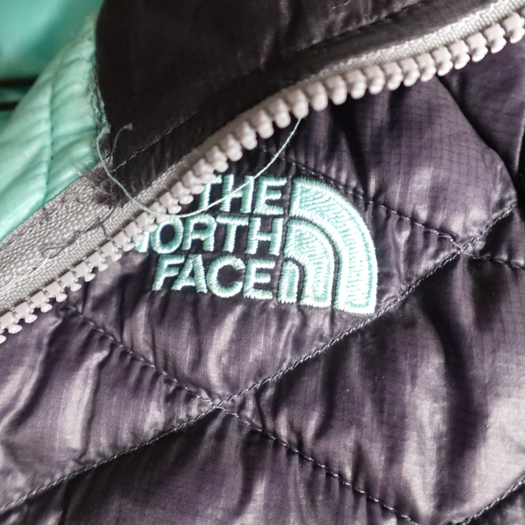 The North Face The North Face Thermoball Quilted Jacket Womens Small Blue Size S / US 4 / IT 40 - 2 Thumbnail