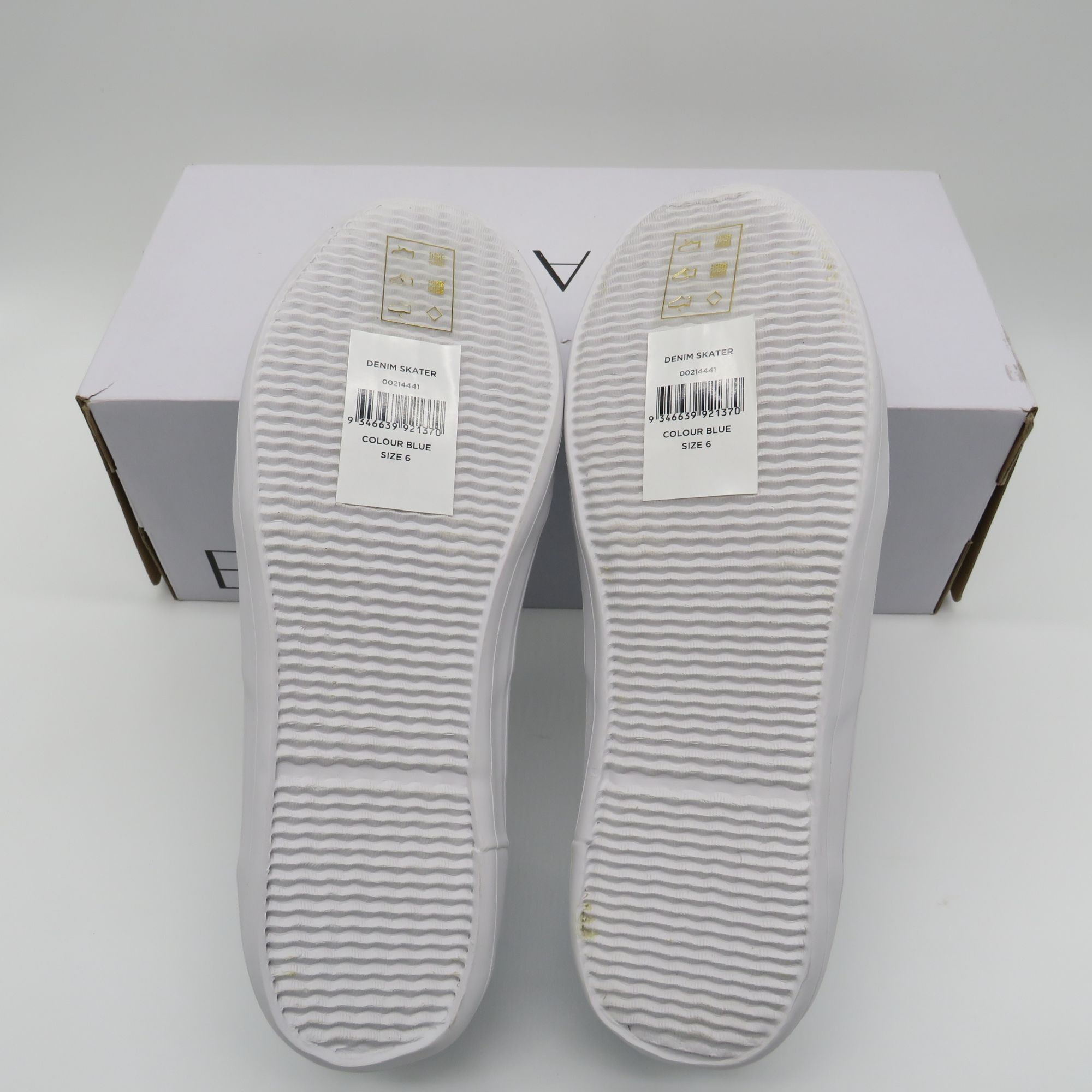Other Evans Womens Slip-On Denim Sneakers Size 6EEE Blue Casual Sh Size US 6 / IT 36 - 2 Thumbnail