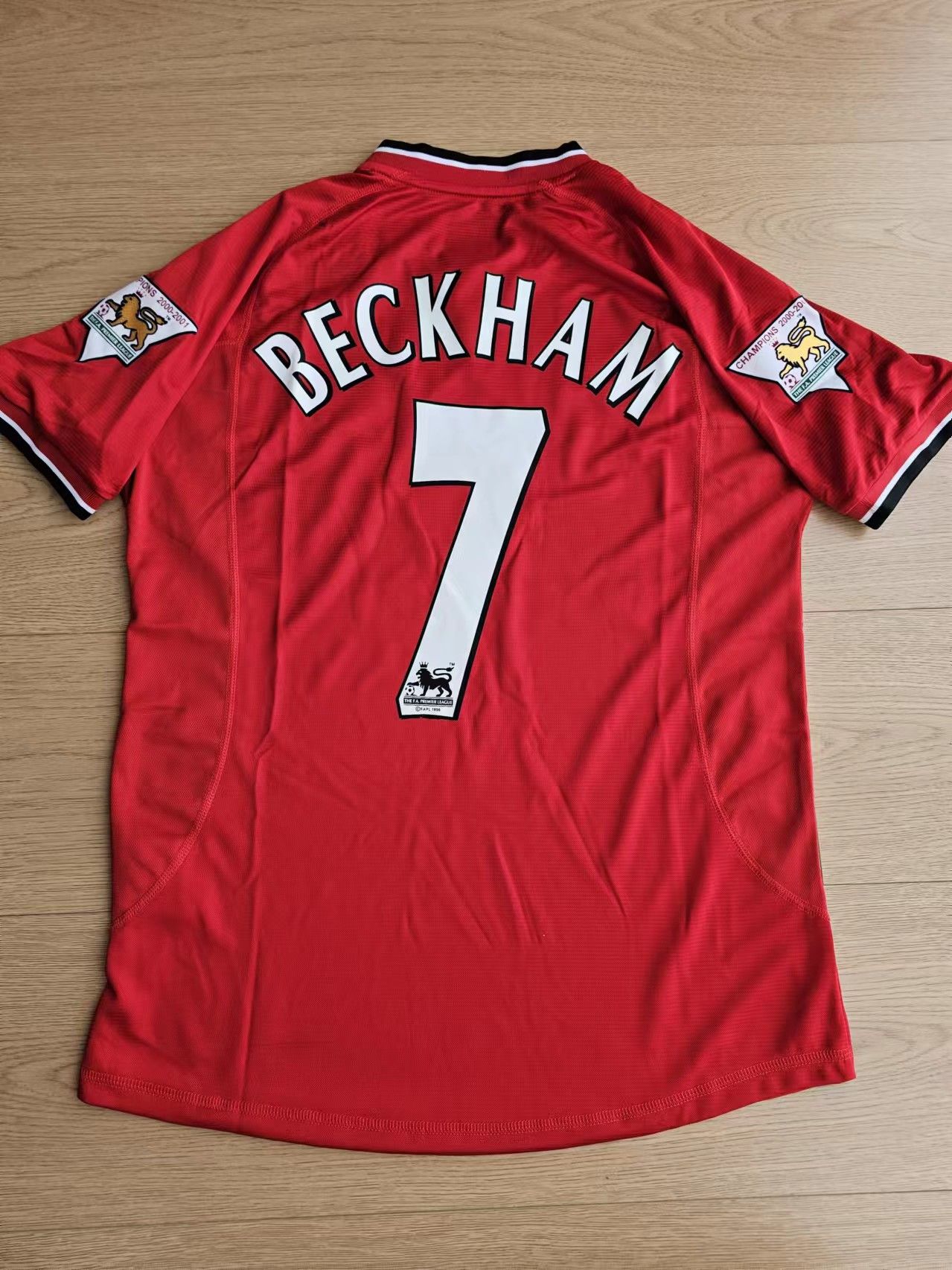 Other 2000 02 Manchester United #7 David Beckham Jersey Size US L / EU 52-54 / 3 - 1 Thumbnail