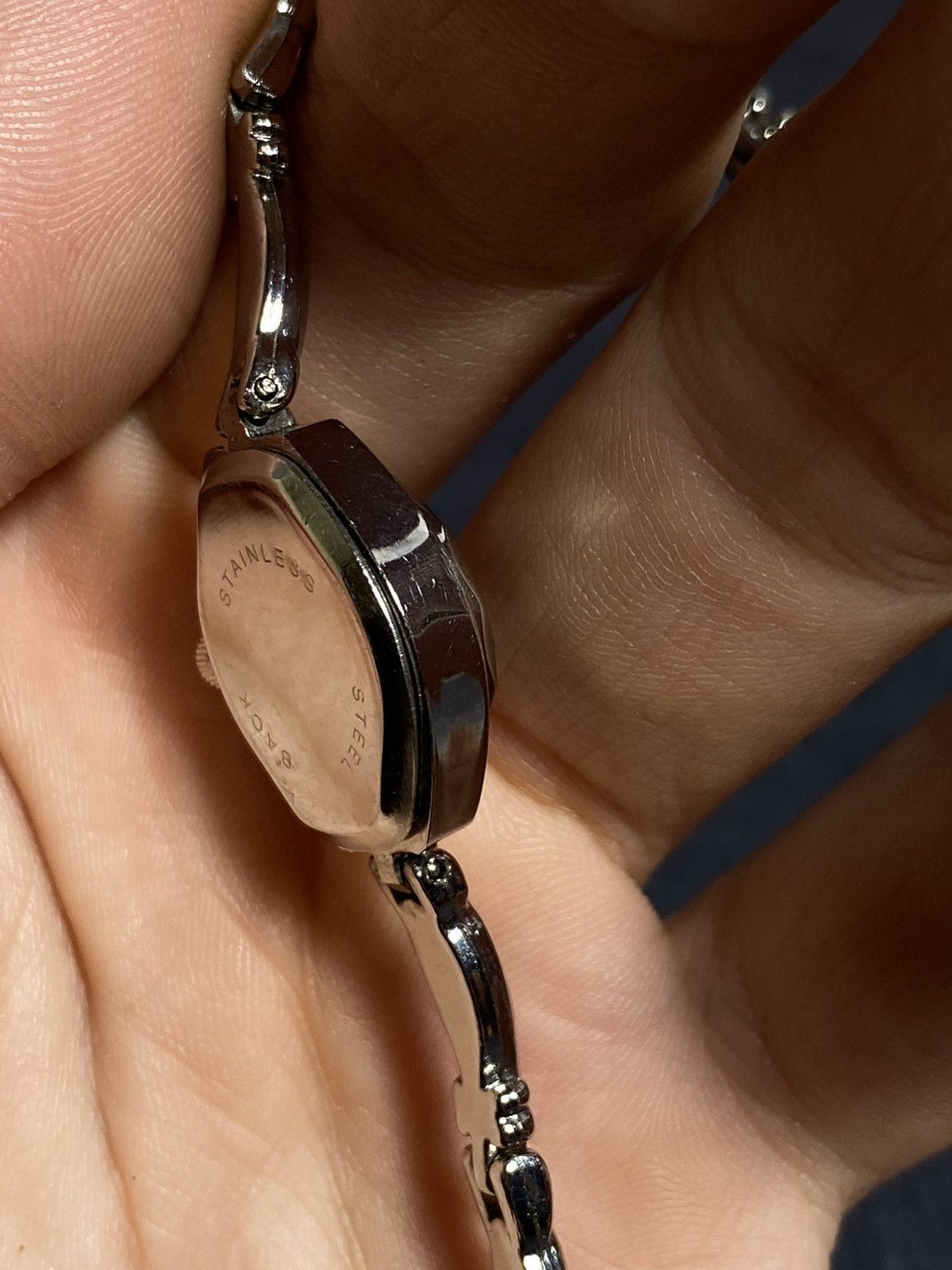 Japanese Brand Vintage Elegant Silver Bracelet Watch – Japanese Brand Size ONE SIZE - 8 Thumbnail