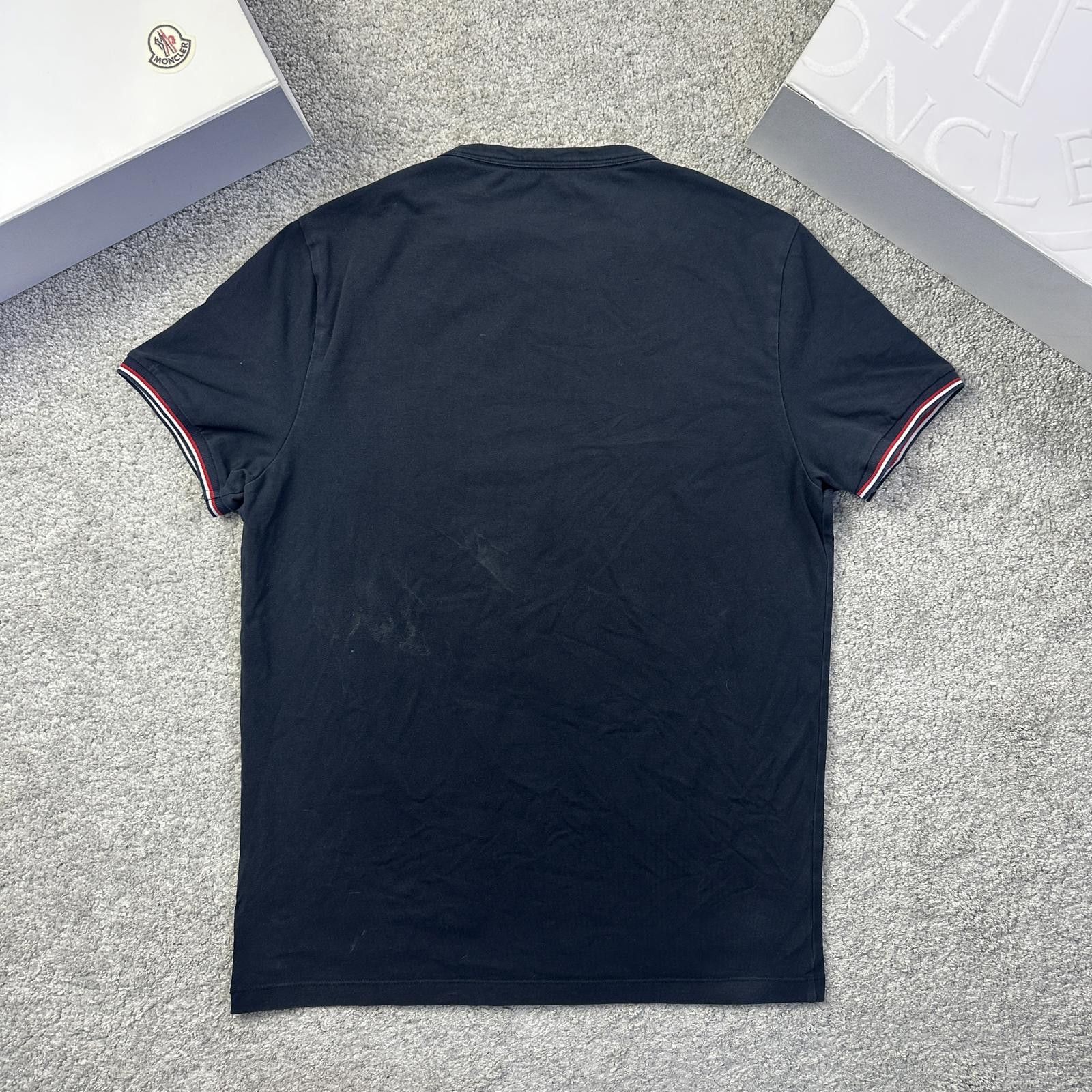 Moncler Moncler T-Shirt - Size L (Fits M) Size US M / EU 48-50 / 2 - 3 Thumbnail
