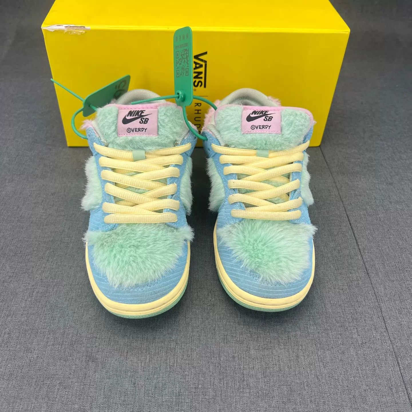 Verdy Women's Verdy x Nike Dunk SB Blue Pink Green 36.5 Size US 4.5 / IT 34.5 - 4 Thumbnail