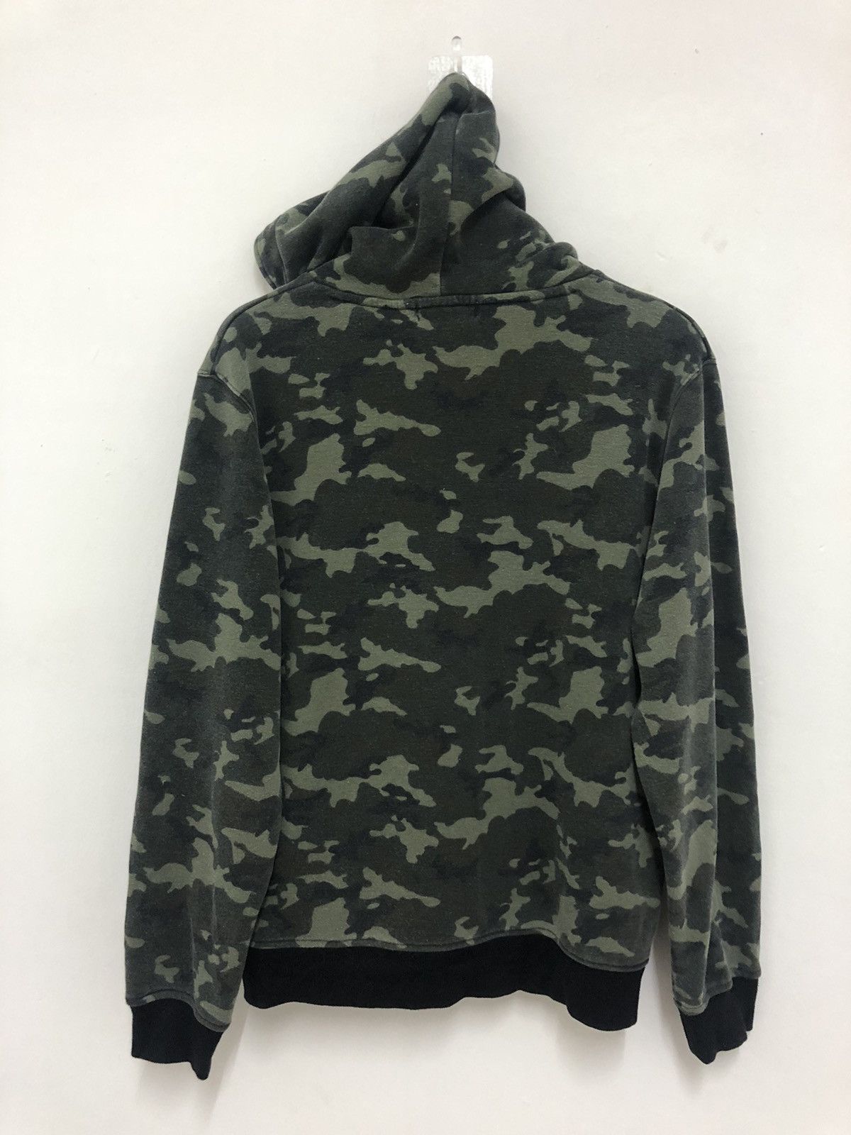 Japanese Brand Vintage Back Number Camo Chicago Spell Out Pullover Hoodie Size US L / EU 52-54 / 3 - 3 Thumbnail
