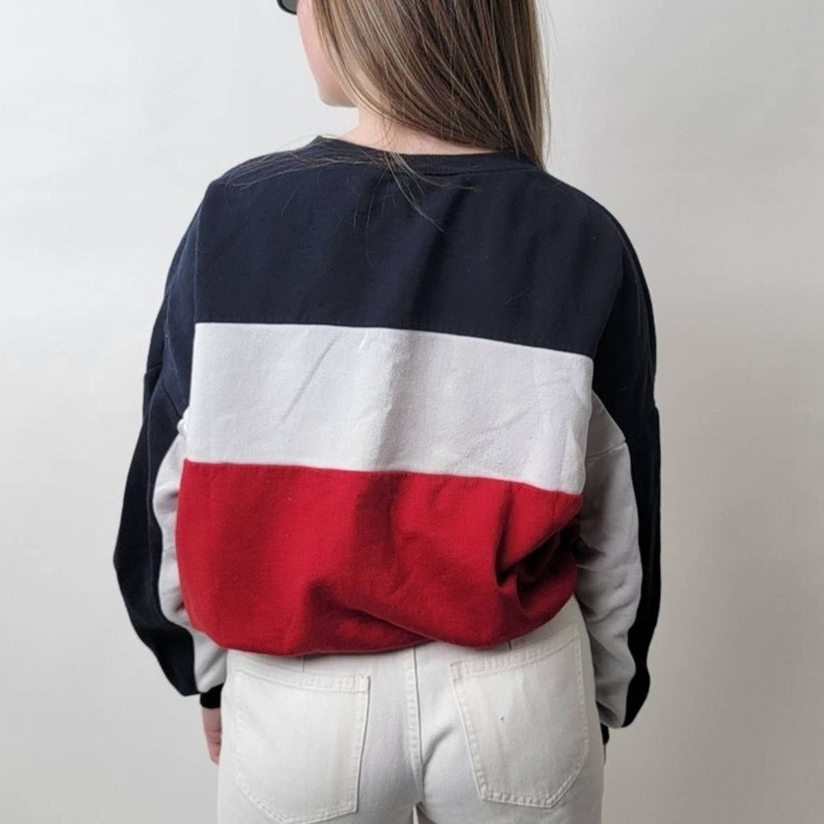 H&M Red White Blue Stripe Colorblock 'Tokyo' Crewneck Sweatshirt Size M / US 6-8 / IT 42-44 - 2 Thumbnail