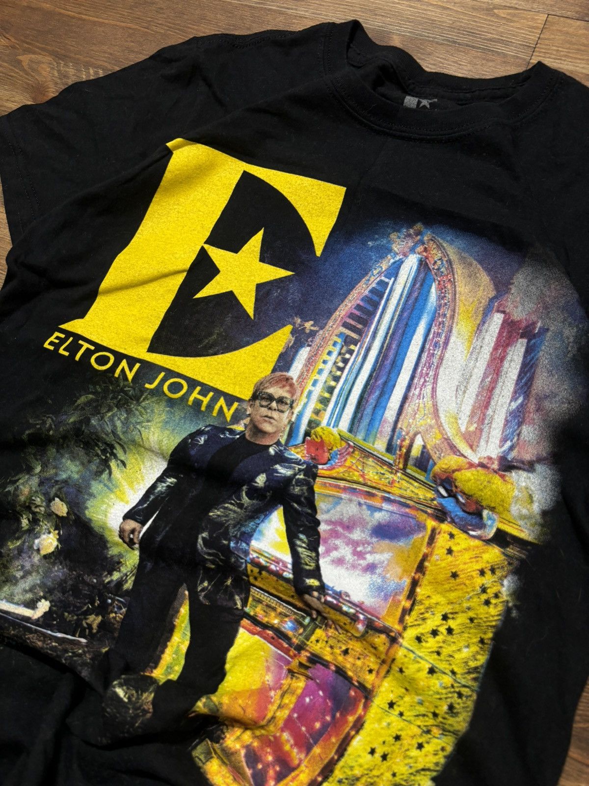 Band Tees × Vintage Elton John Farewell Yellow Brick road tour Tee Size US S / EU 44-46 / 1 - 3 Thumbnail