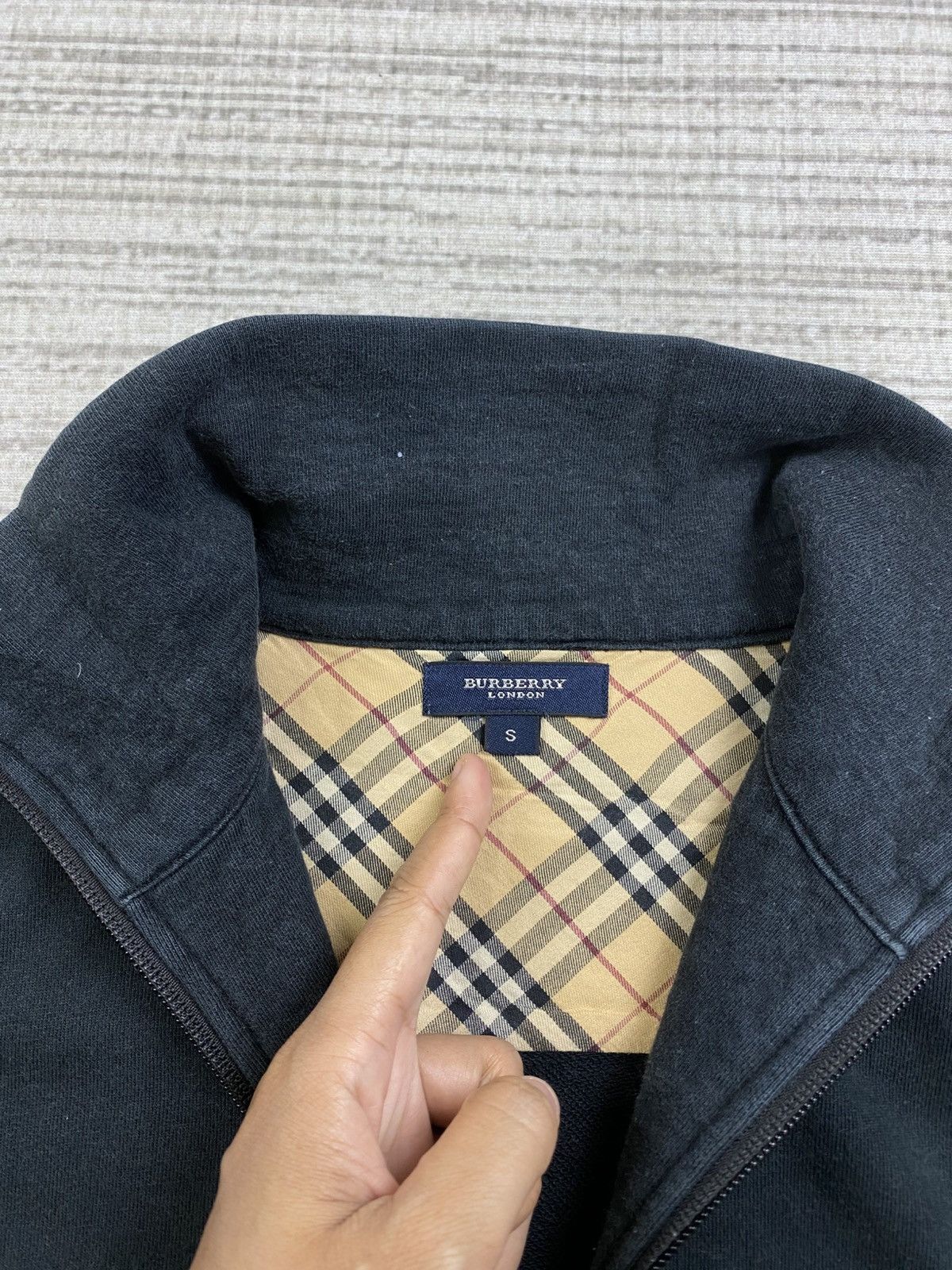 Burberry × Japanese Brand × Vintage Vintage Burberry London Embroidery Logo Nova Check Jacket Size US M / EU 48-50 / 2 - 11 Thumbnail