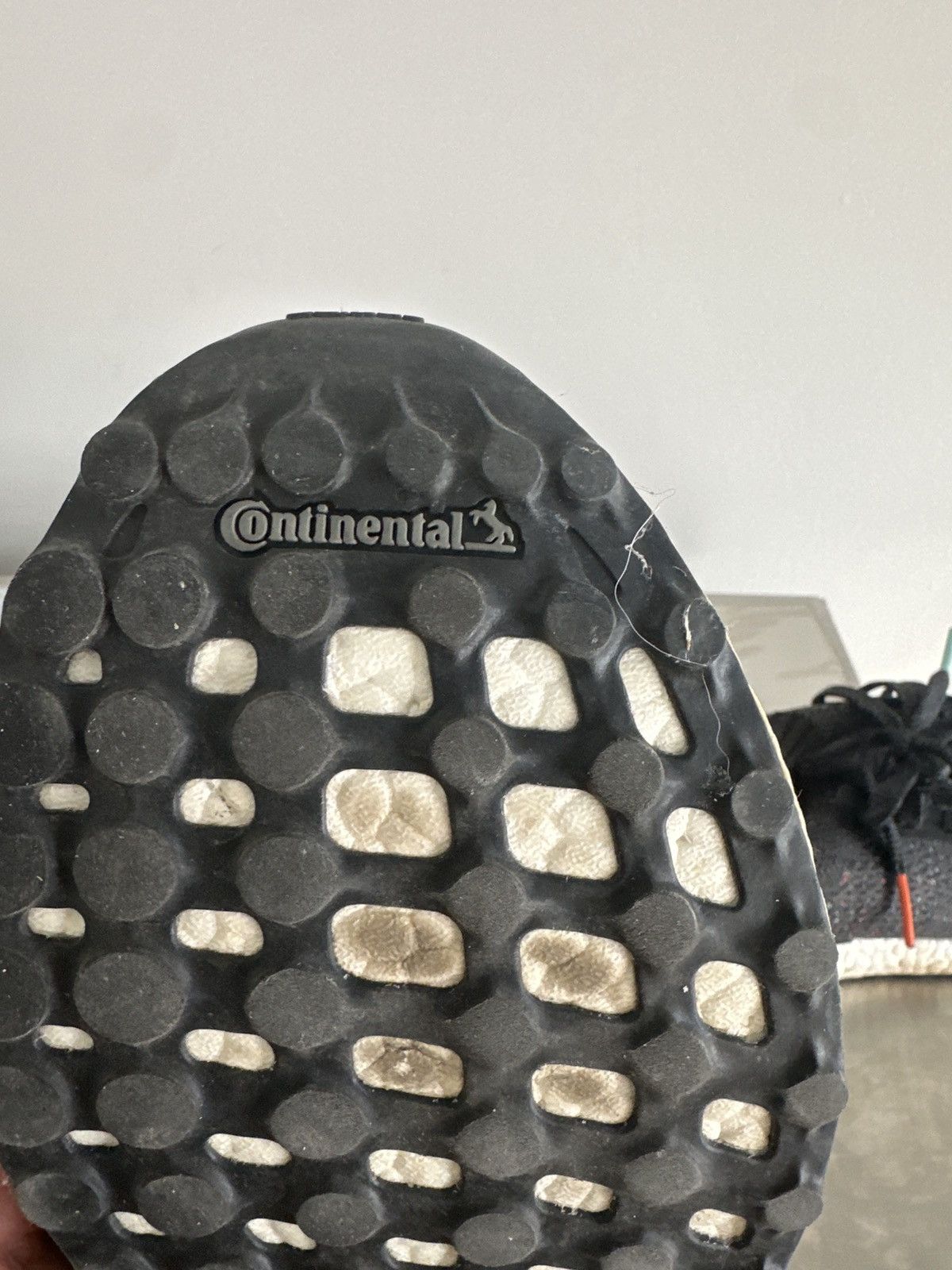Adidas Adidas Ultraboost Size US 10 / EU 43 - 7 Thumbnail