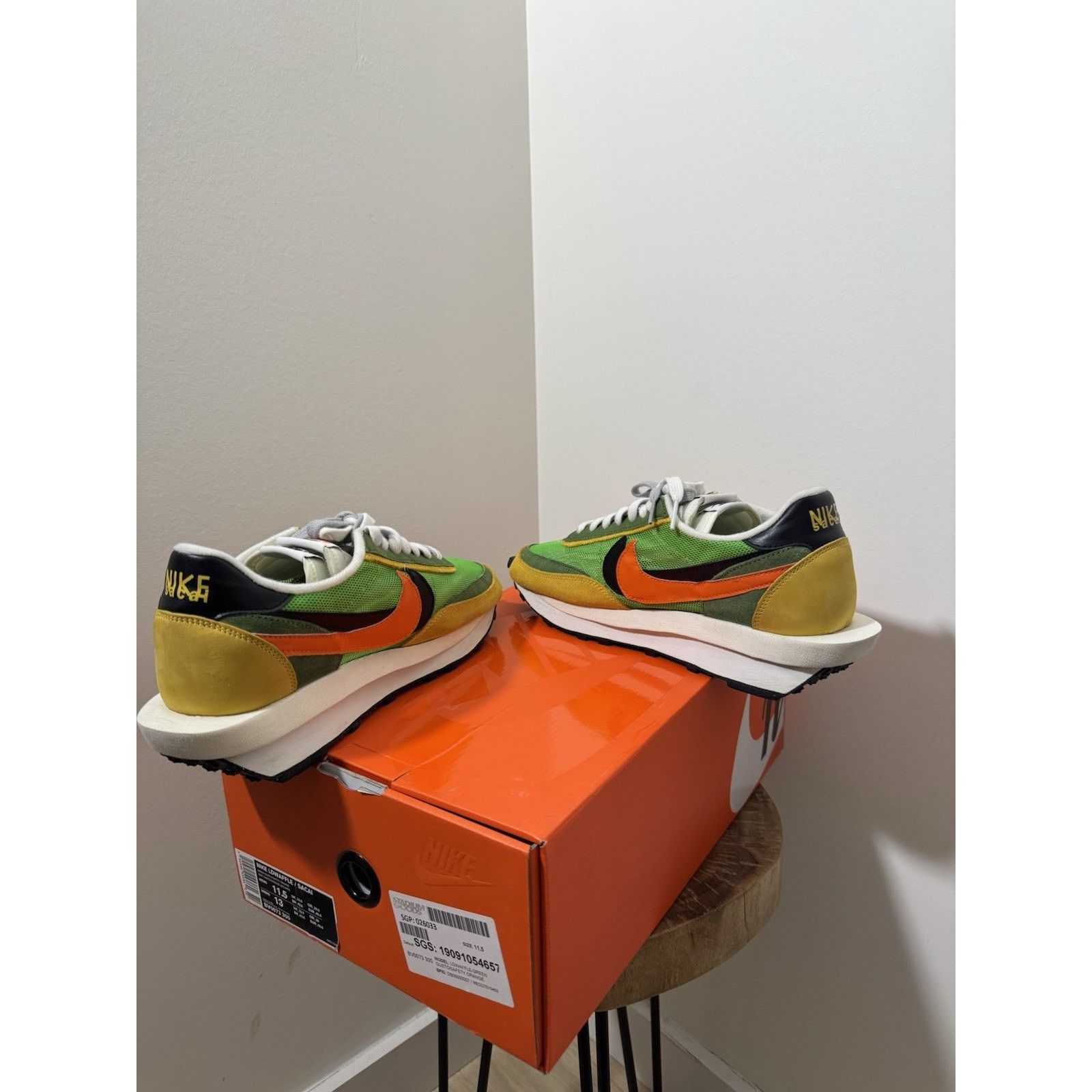 Nike Nike x Sacai Green Gusto Safety Orange LD Waffle Sneakers Size US 11.5 / EU 44-45 - 6 Thumbnail