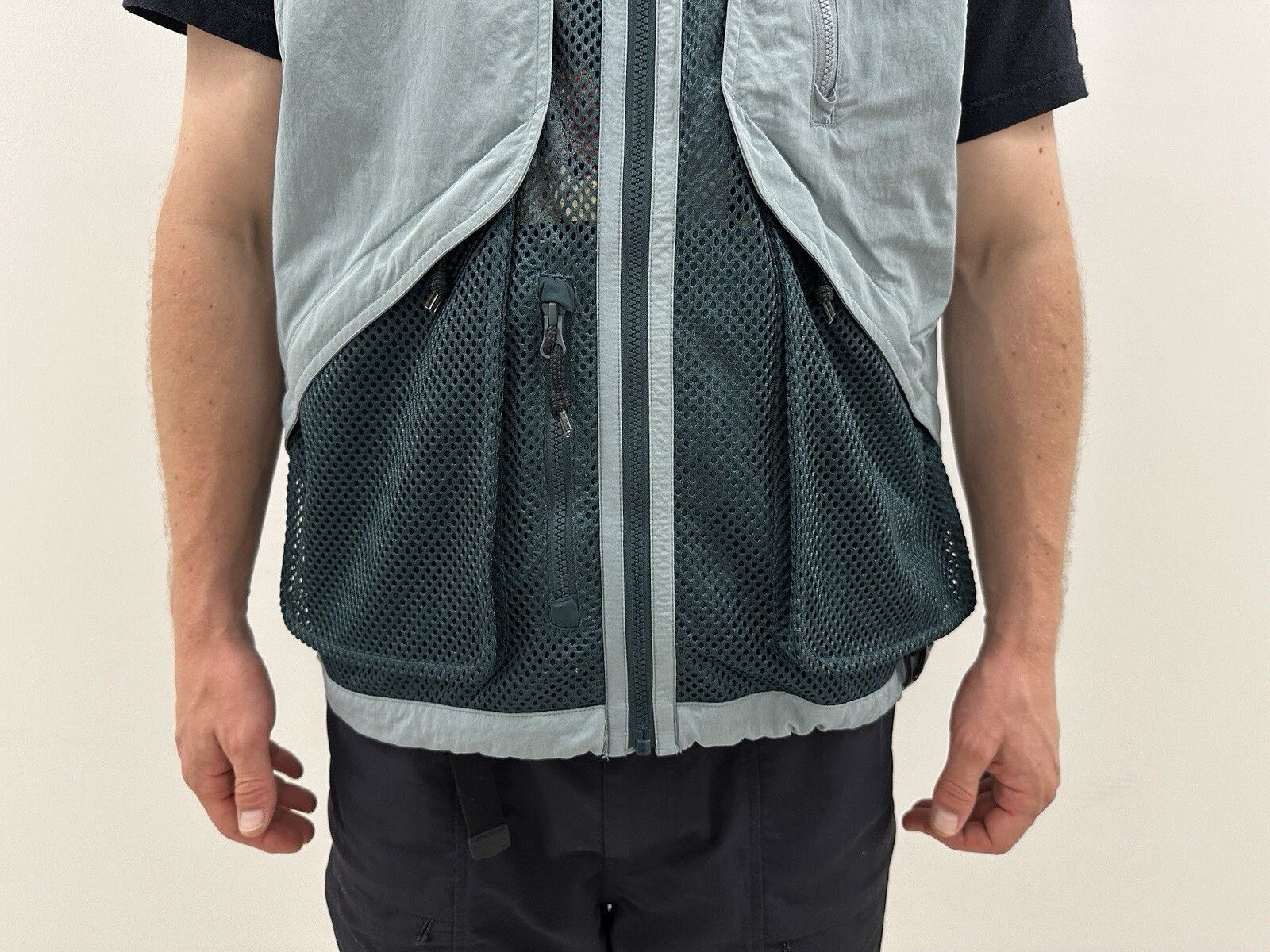 Nike ACG Nike ACG Gilet Vest Aviator Grey Deep Jungle Men's Size US S / EU 44-46 / 1 - 4 Thumbnail