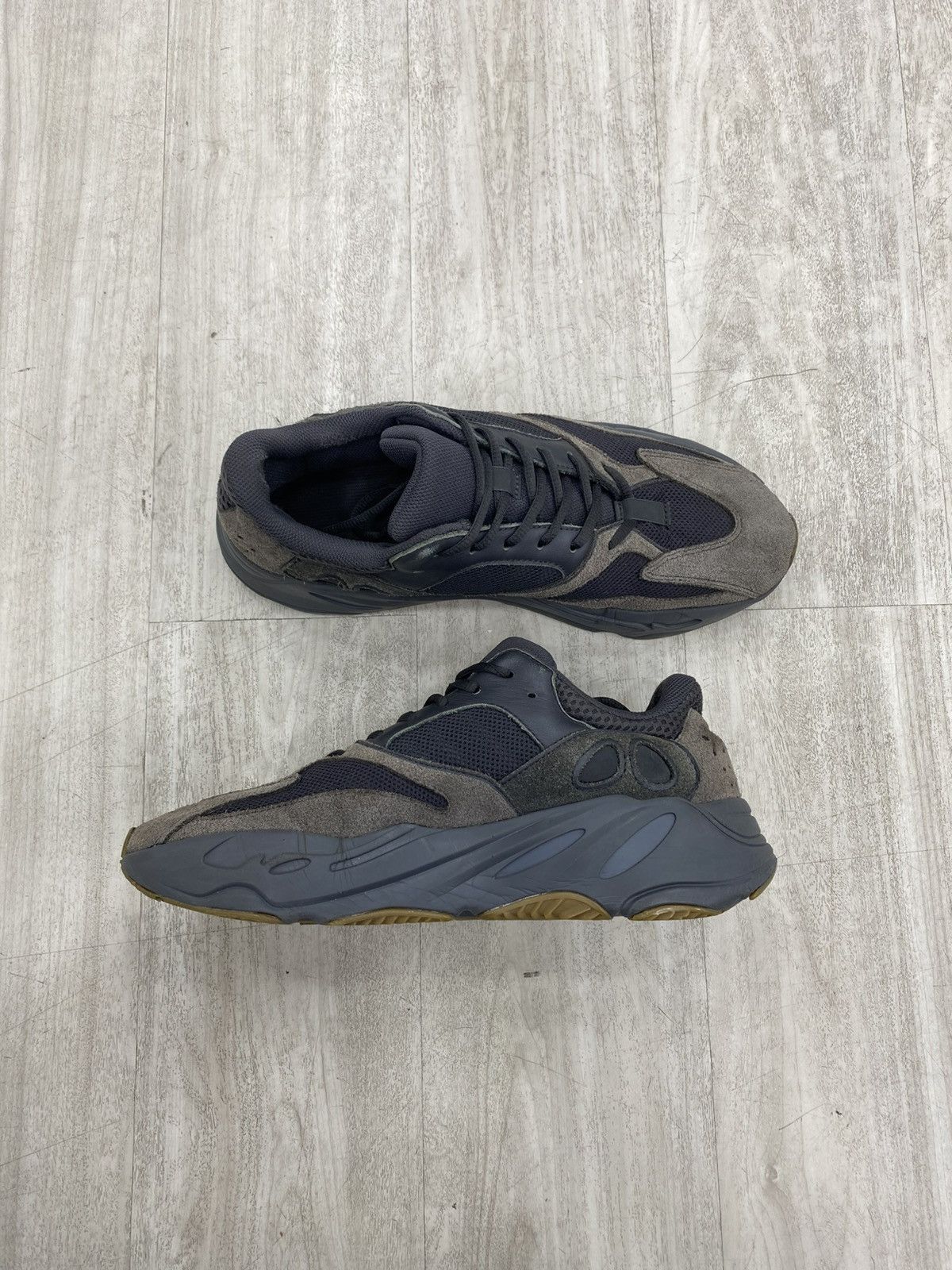 Adidas × Yeezy Adidas yeezy 700 boots utility Size US 10 / EU 43 - 5 Thumbnail