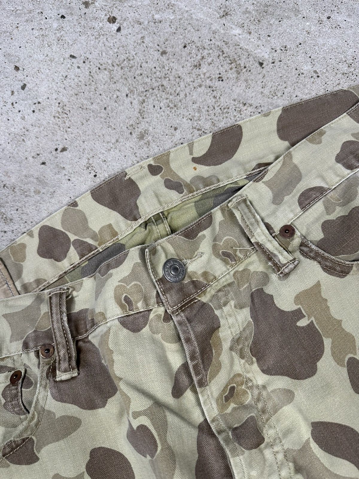 Polo Ralph Lauren Vintage Y2K Polo Ralph Lauren Beige Camo Denim Pants Jeans Size US 35 - 8 Thumbnail