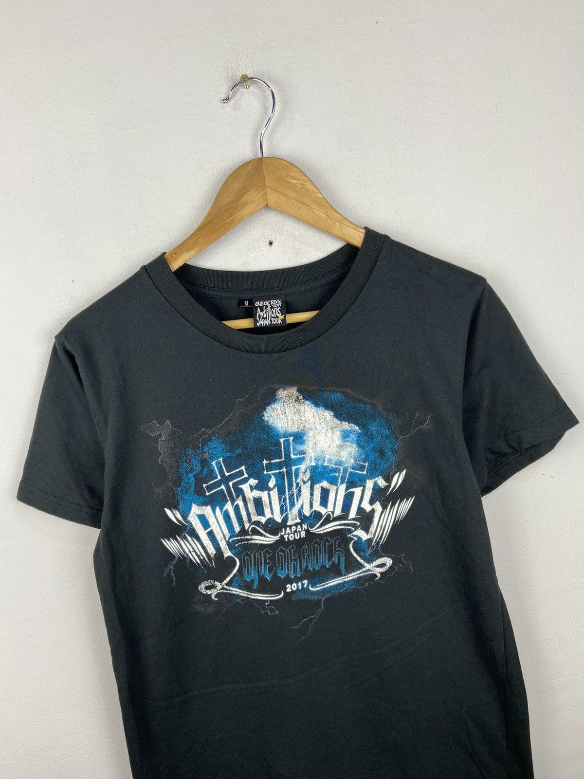 Band Tees × Japanese Brand One ok Rock Ambition Tour Tee Size US M / EU 48-50 / 2 - 4 Thumbnail