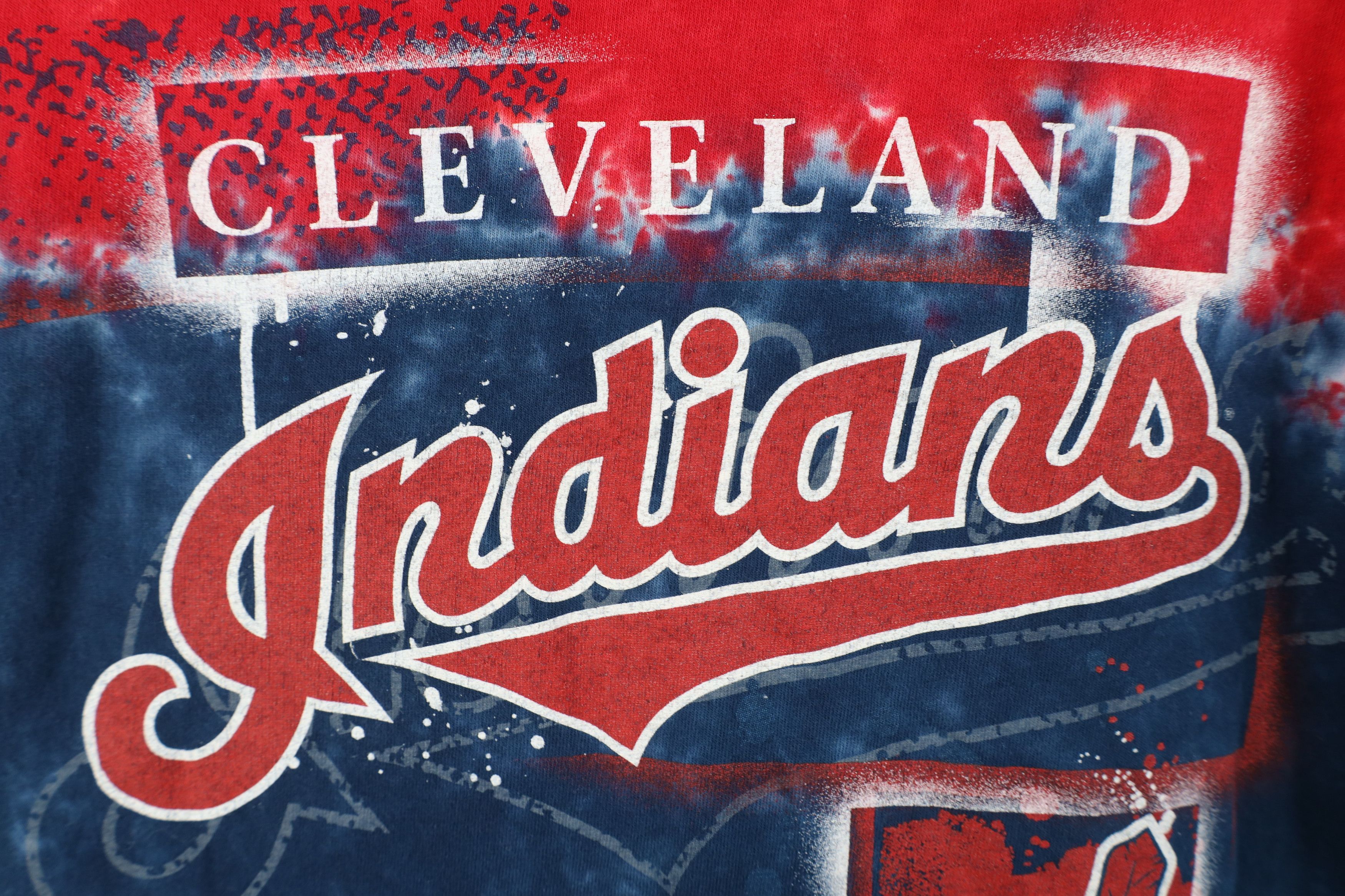 Vintage Vintage 90s Y2K Chief Wahoo Cleveland Baseball T-Shirt Size US S / EU 44-46 / 1 - 4 Thumbnail