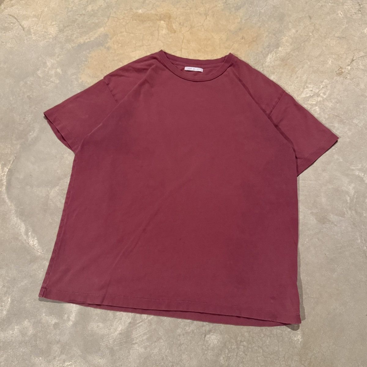 John Elliott John Elliott Overdyed Faded University Tee Red Size US XL / EU 56 / 4 - 2 Thumbnail