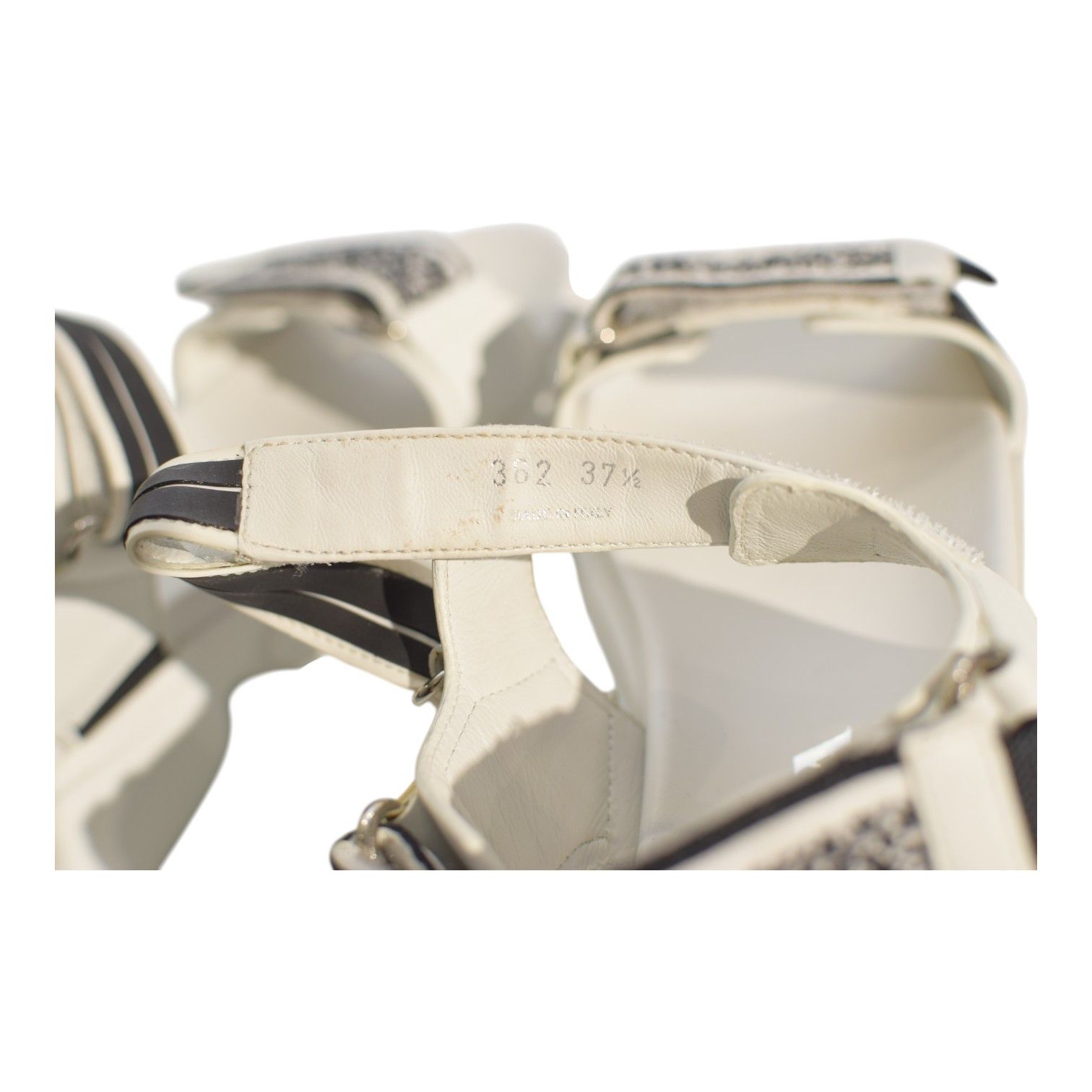 Prada PRADA Cloudbust Logo-Embossed Rubber & Leather Sandals 37.5 Size US 7.5 / IT 37.5 - 10 Thumbnail