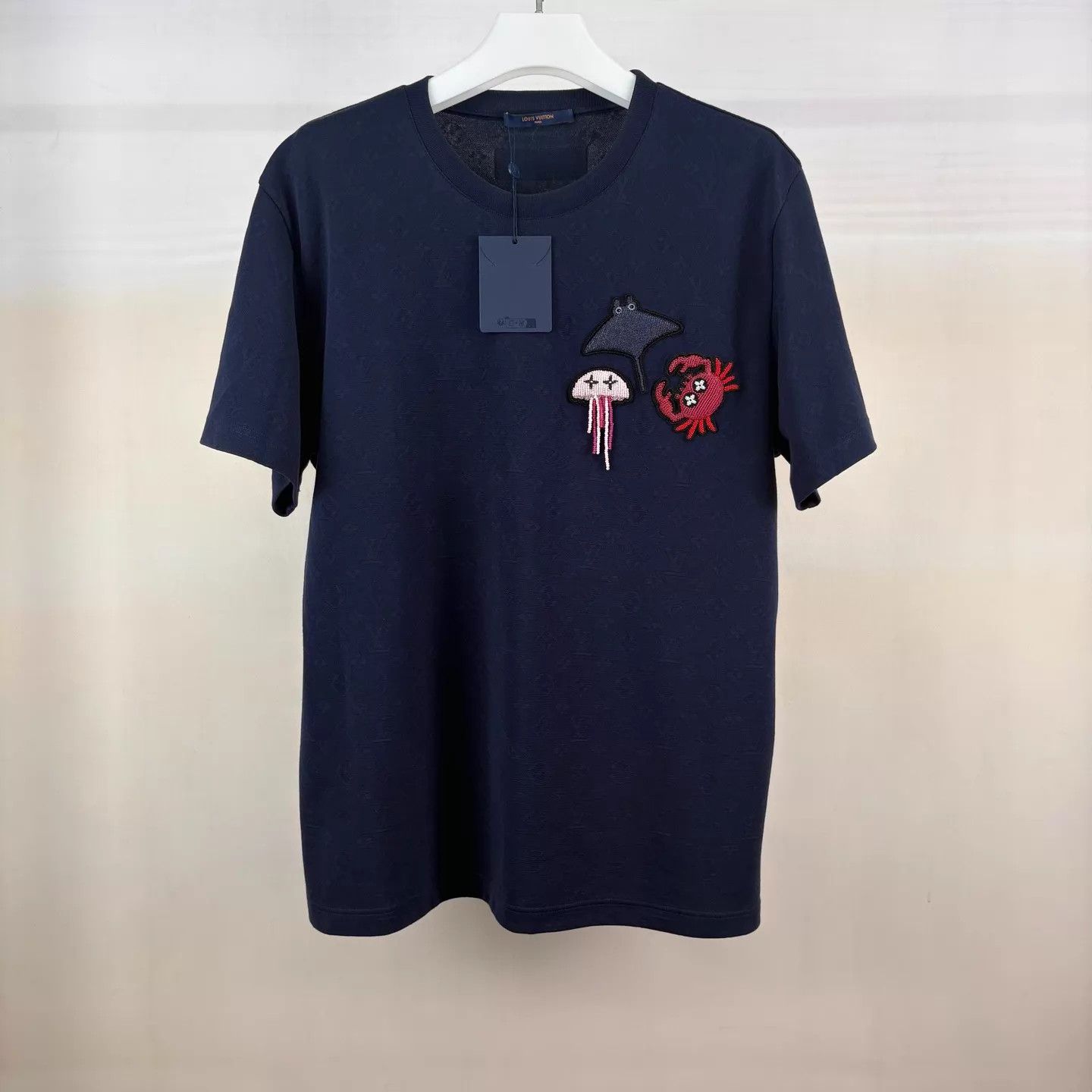 Louis Vuitton Louis Vuitton Navy Ocean Beaded Short Sleeve T XL (new) Size XL / US 12-14 / IT 48-50 - 1 Thumbnail