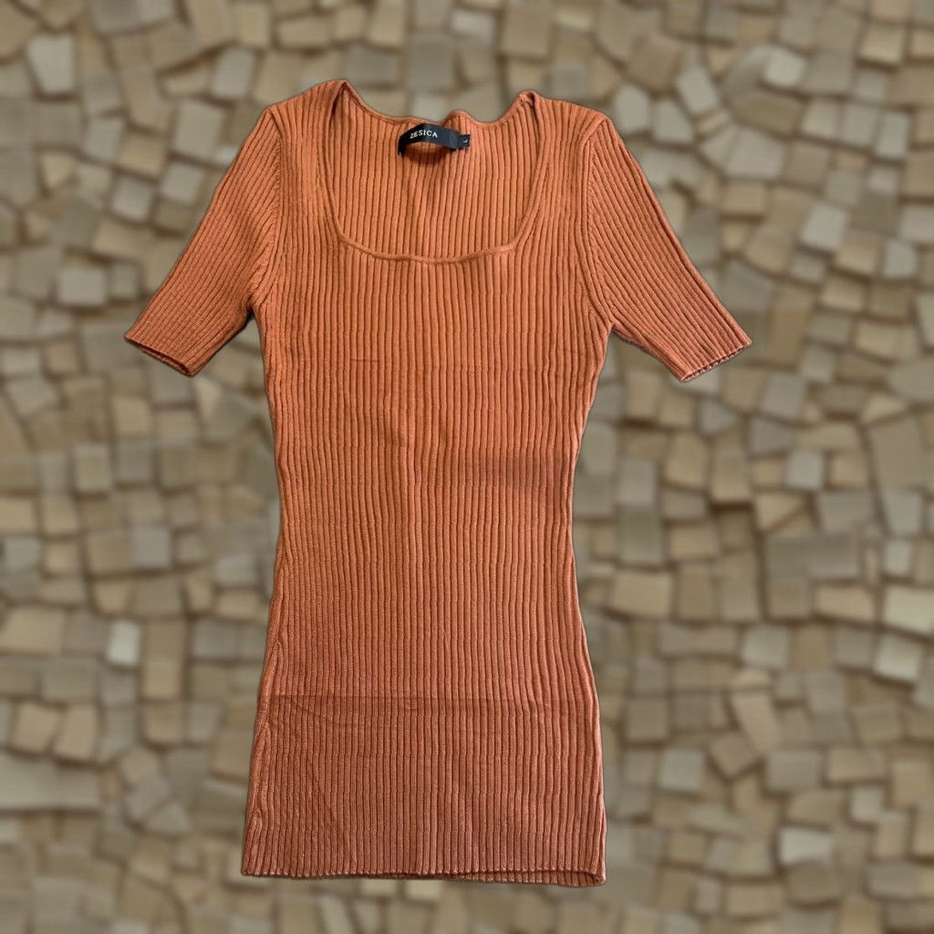 Vintage Zesica Shirt Women's Large Burnt Orange Ribbed Scoop Neck Fitted T-Shirt Regular Size L / US 10 / IT 46 - 1 Thumbnail
