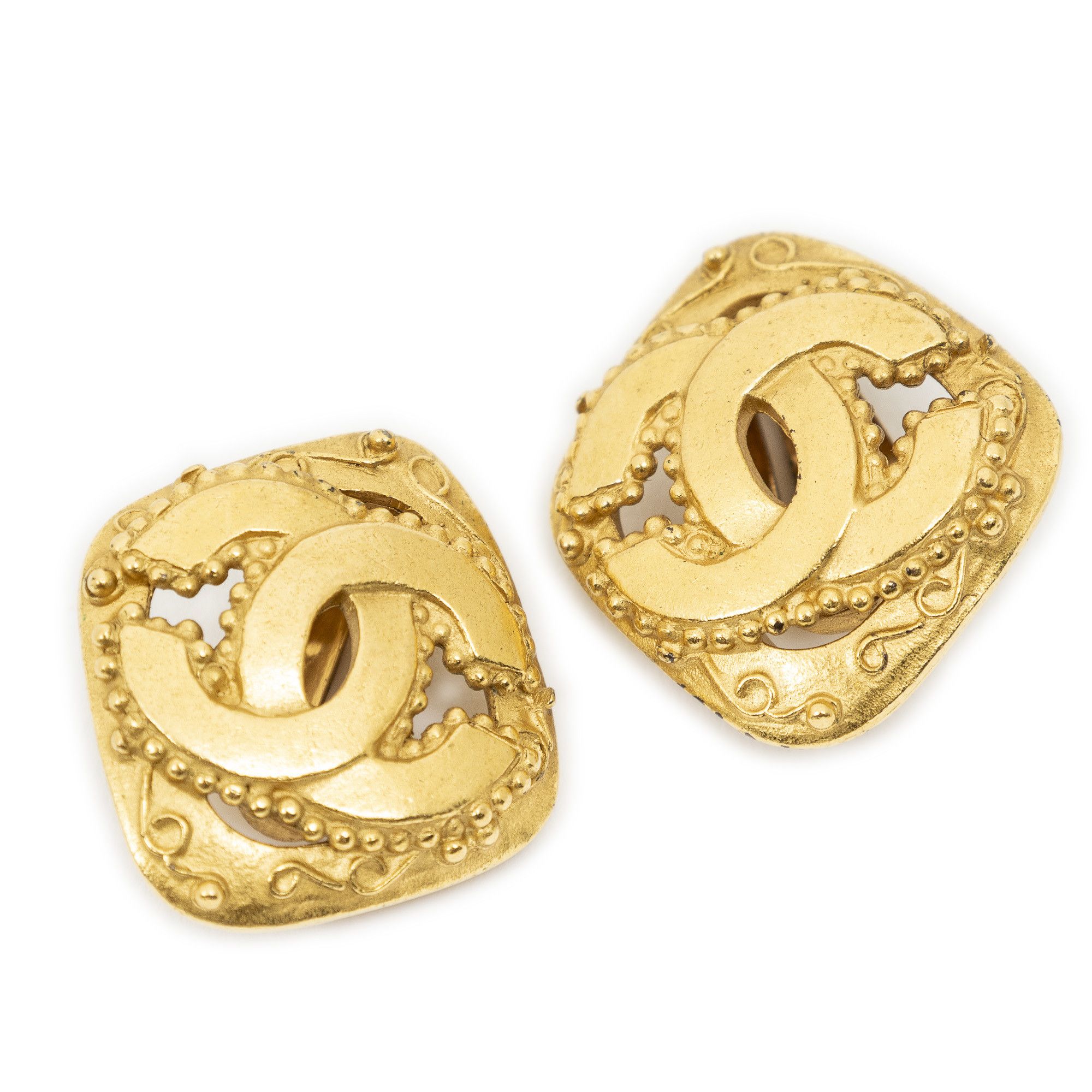 Chanel CC Diamond Clip On Earrings Size ONE SIZE - 1 Thumbnail