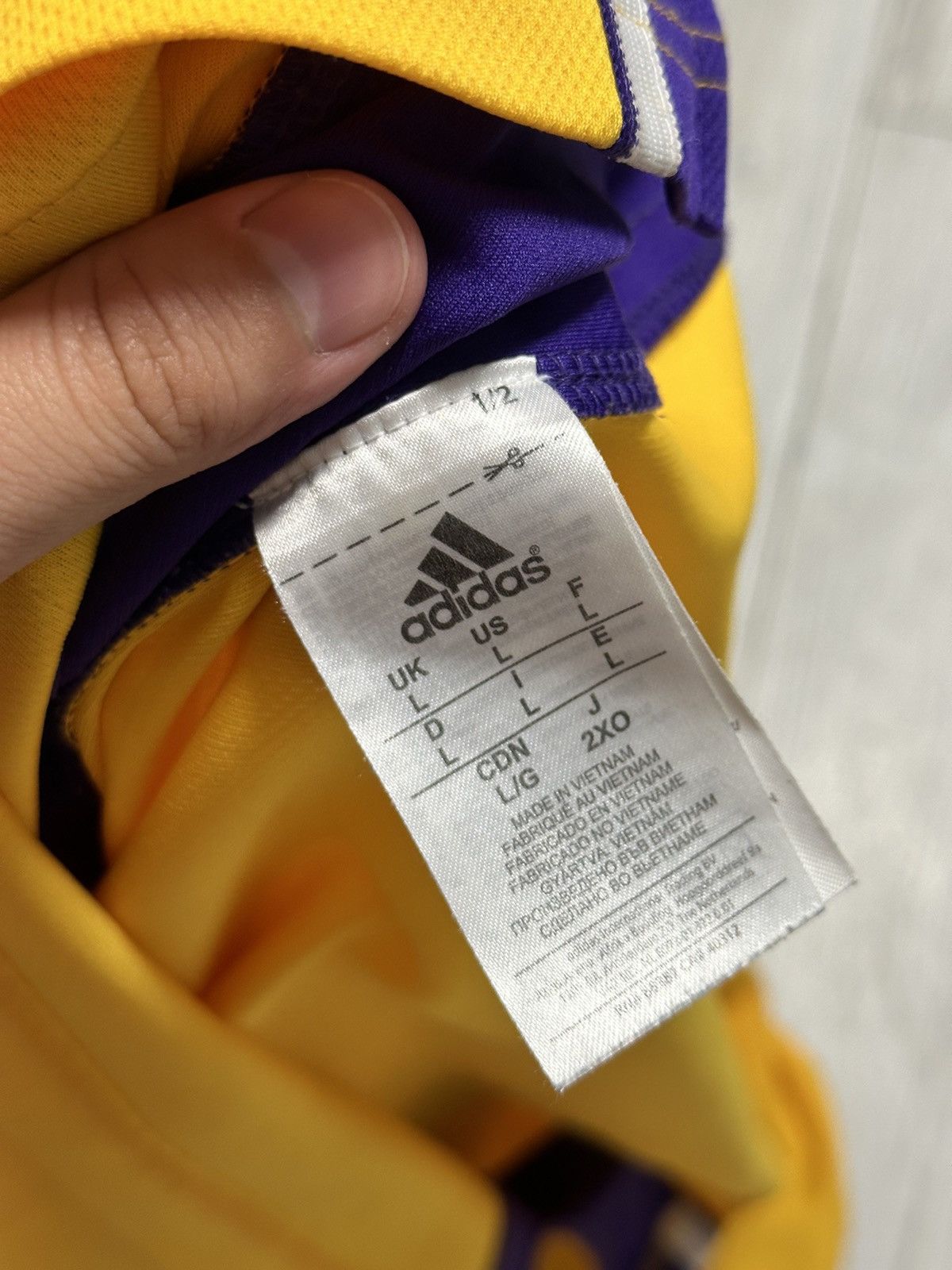NBA 2013 2014 Lakers Howard Adidas Home NBA Basketball Jersey Size US L / EU 52-54 / 3 - 6 Thumbnail