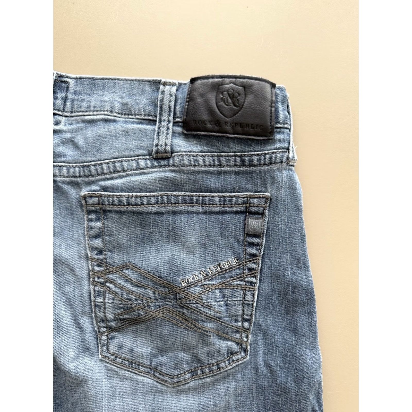 Vintage VINTAGE Rock & Republic Jeans Relaxed Straight Mens Size 36 X 32 Blue Denim 90s Grunge Rock Concert Mens Size US 36 / EU 52 - 3 Thumbnail