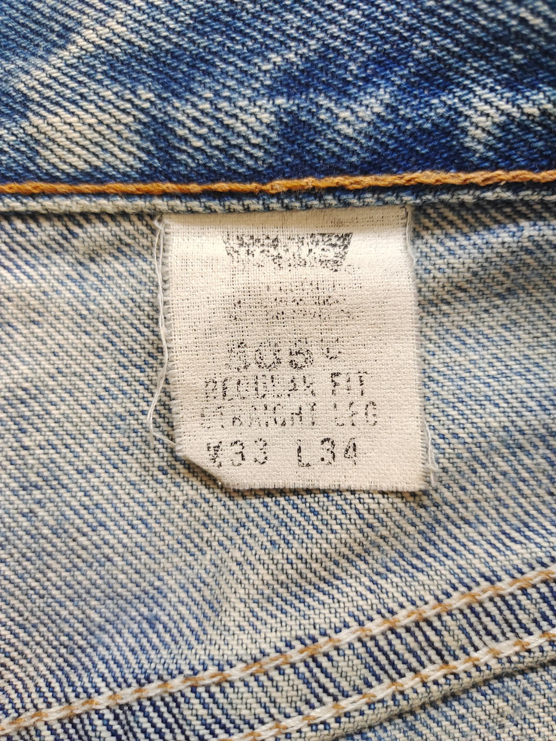 Levi's Levi’s 505 Light Wash Distressed Jeans Red Tab Straight Leg Size US 33 - 15 Thumbnail