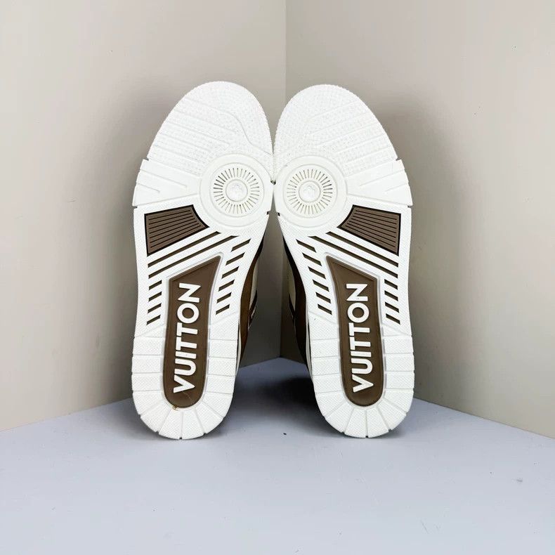 Louis Vuitton Louis Vuitton Taupe Trainer Casual Shoes Size US 8.5 / EU 41-42 - 5 Thumbnail