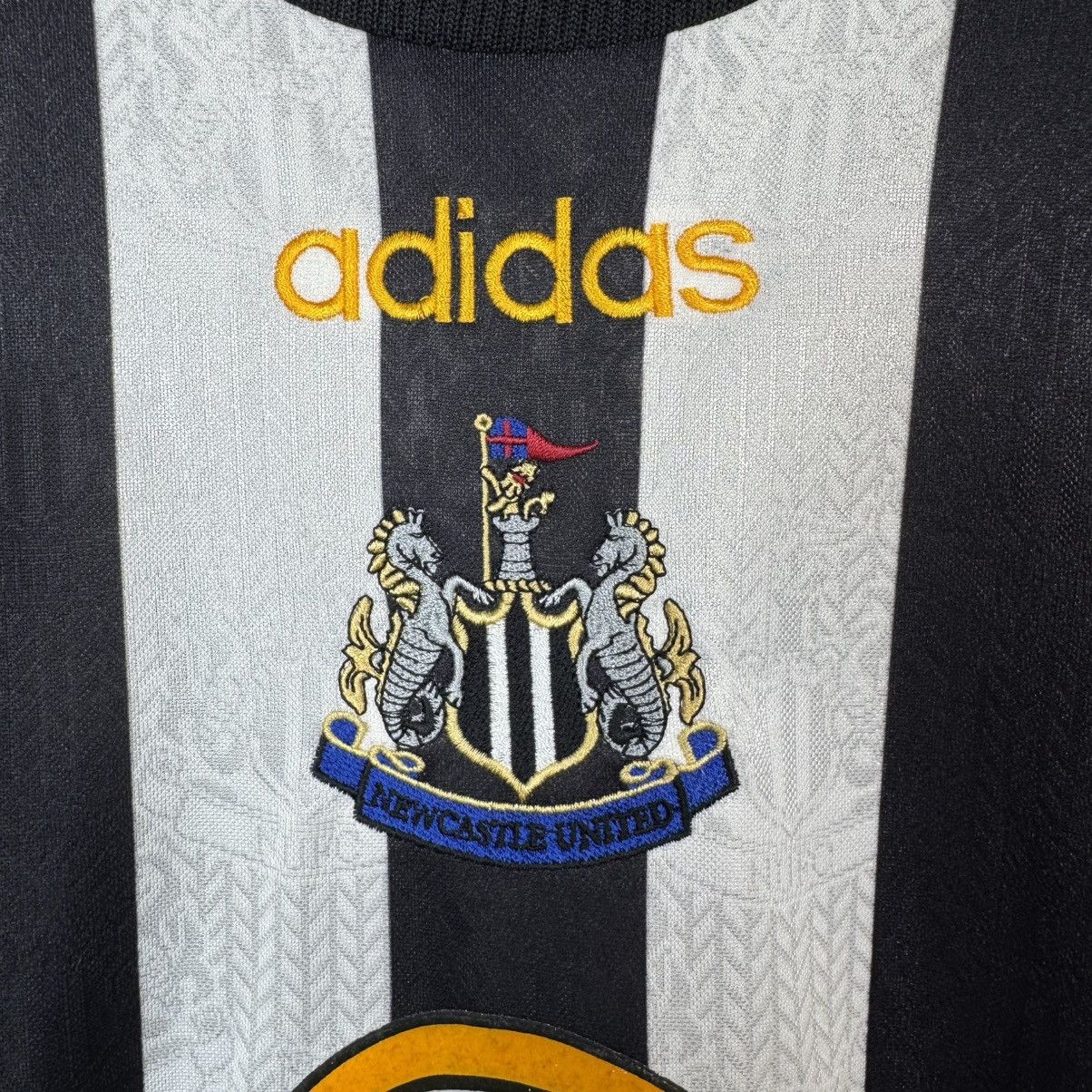 Adidas Newcastle United 1997 1998 Home Football Shirt Soccer Jersey Size US L / EU 52-54 / 3 - 6 Thumbnail