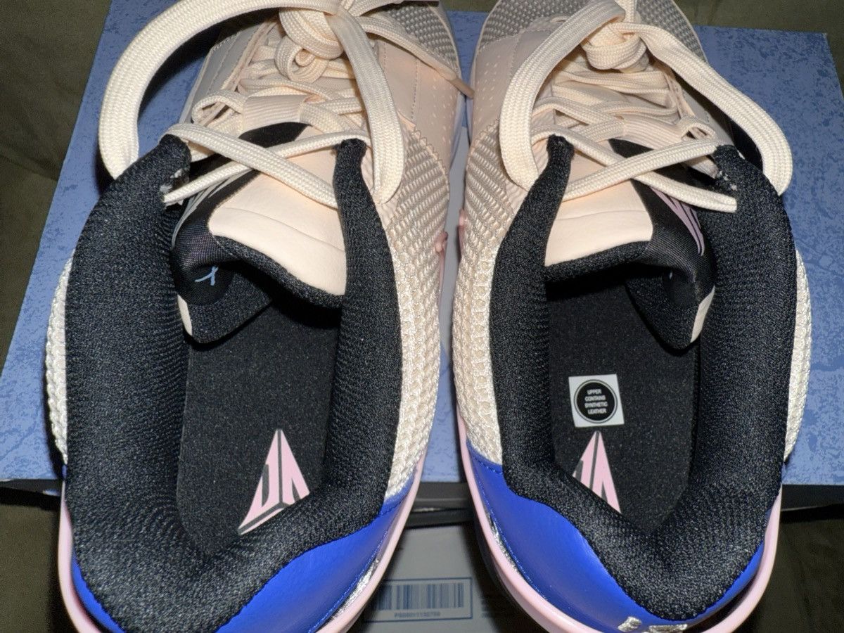 Nike Nike Ja 1 Guava Ice low sz11, Ja Morant New in Box DS pink Size US 11 / EU 44 - 14 Thumbnail