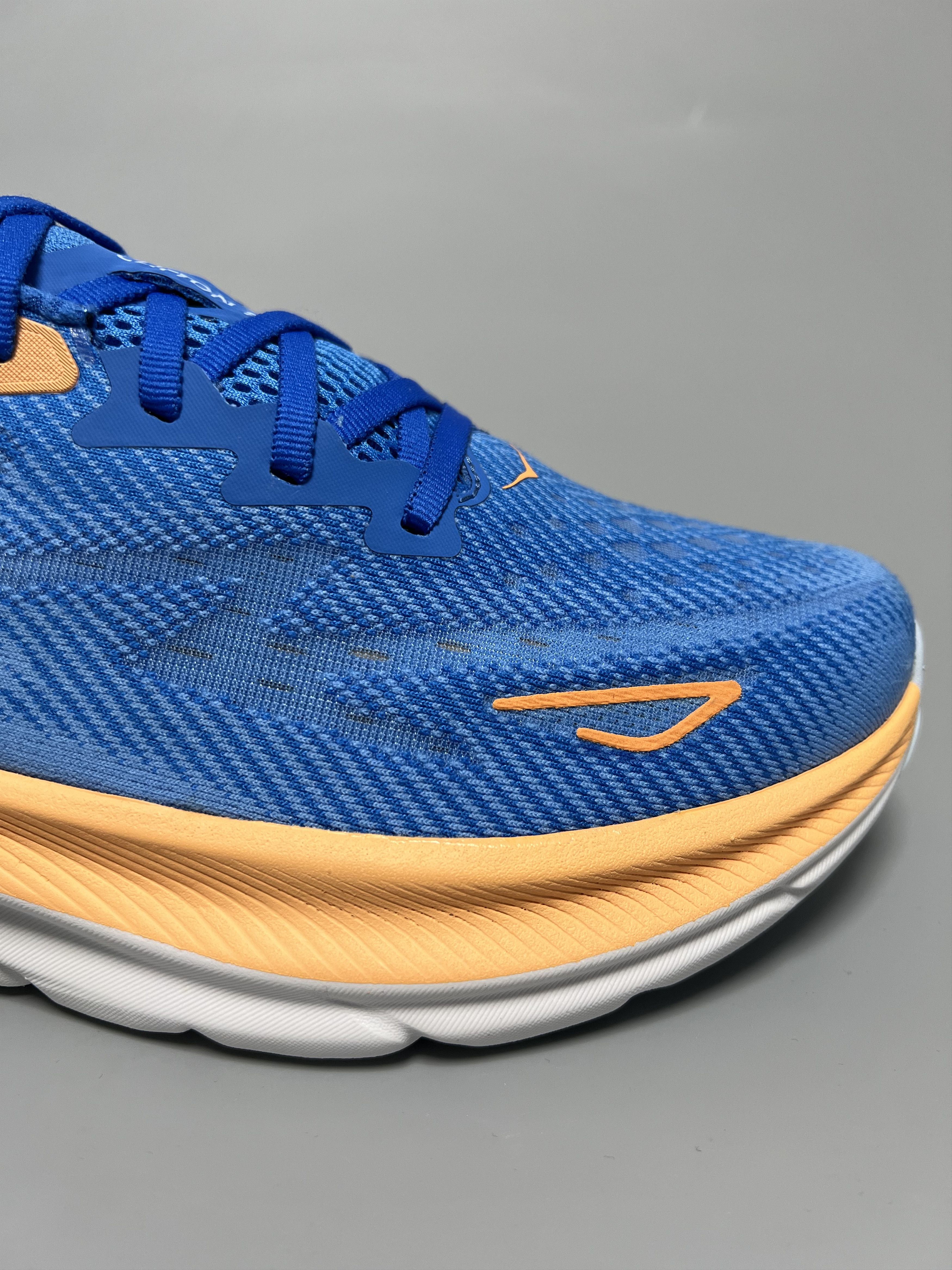 Hoka 9D Hoka One One Clifton 9 Running Shoes Walking Gym Size US 9 / EU 42 - 14 Thumbnail