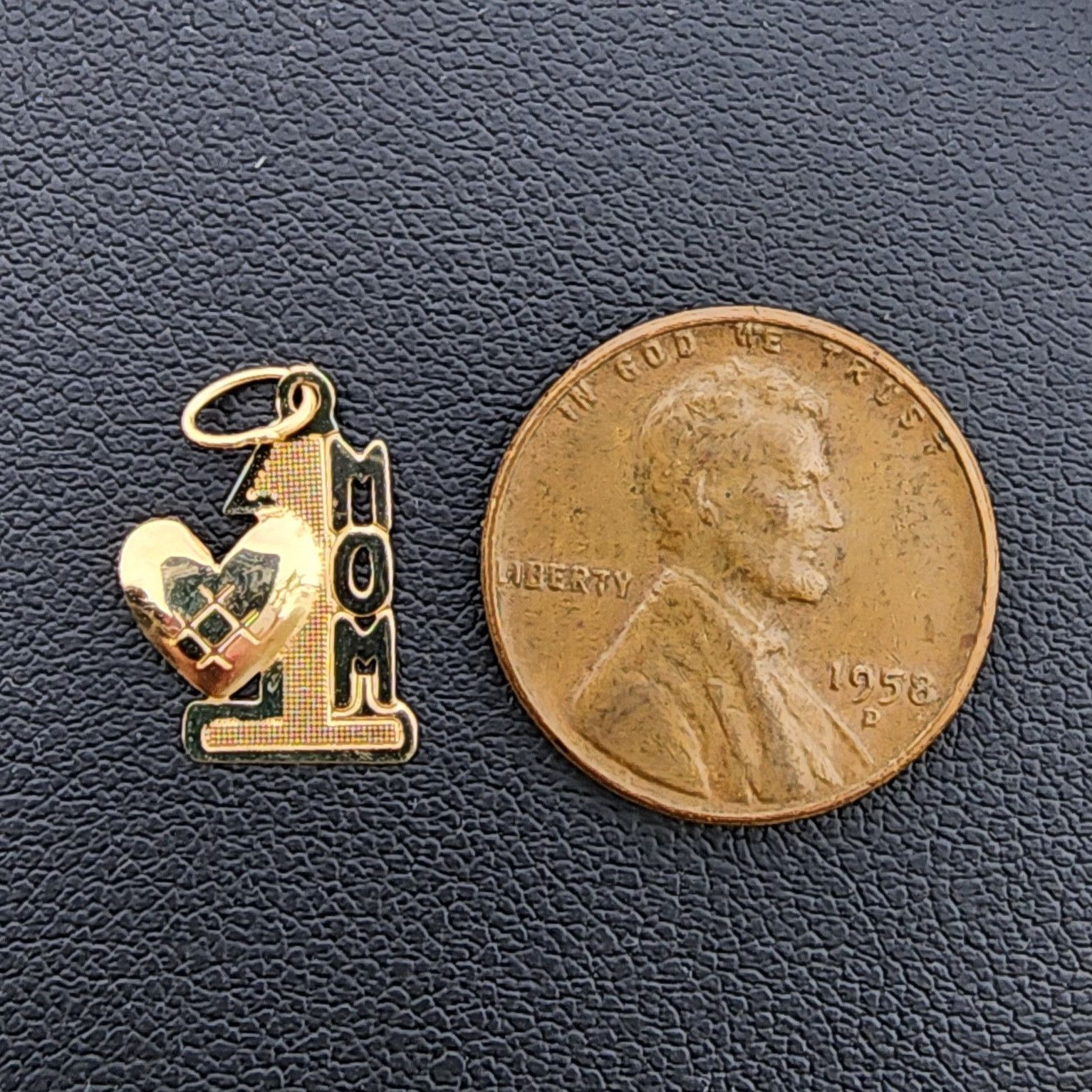 Vintage Vintage #1 MOM 14k Yellow Gold Heart Charm Pendant Size ONE SIZE - 4 Thumbnail