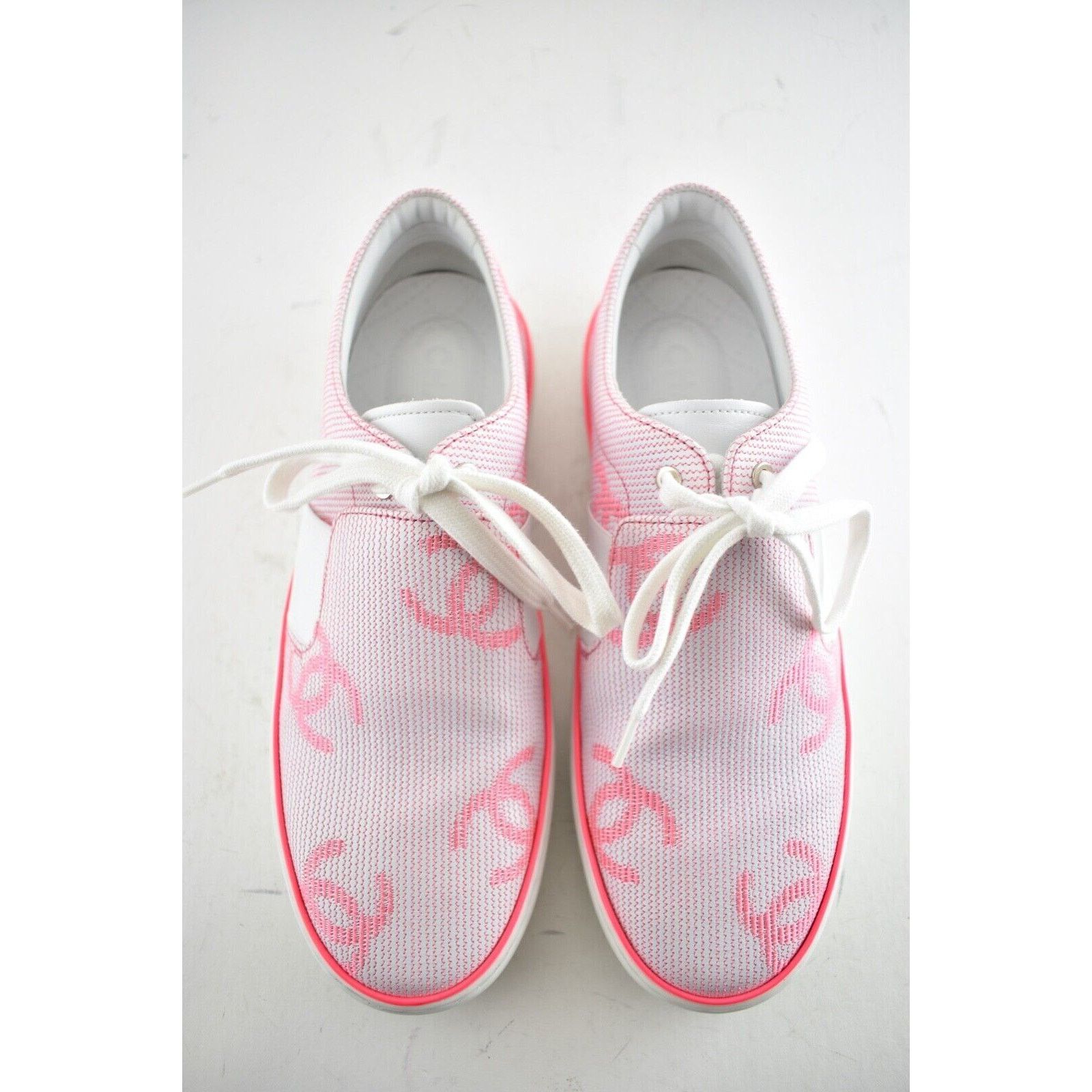 Chanel 18P CC Slip On Lace Up Flat Runner Trainer Sneaker 39 Size US 9 / IT 39 - 8 Thumbnail