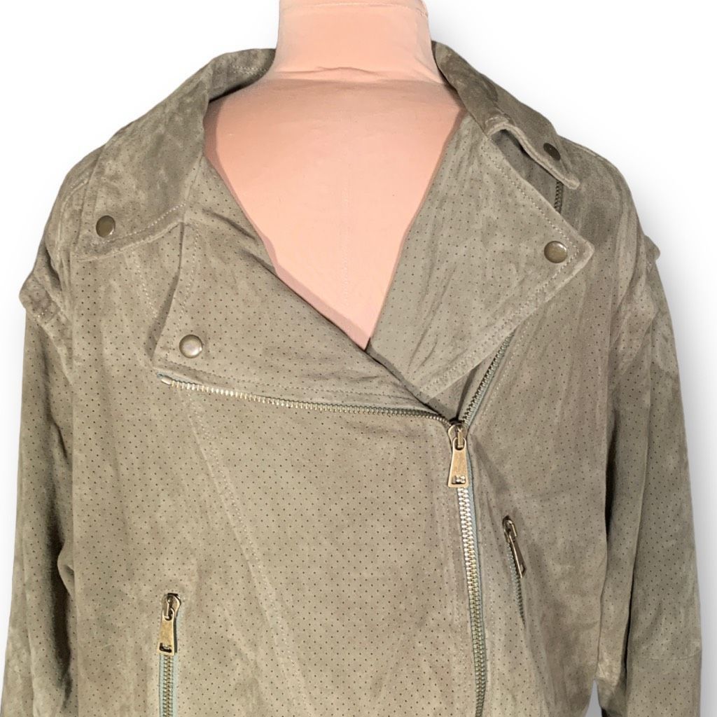 Ted Baker Ted Baker Louiey Convertible Perforated Suede Biker Moto Jac Size XL / US 12-14 / IT 48-50 - 7 Thumbnail