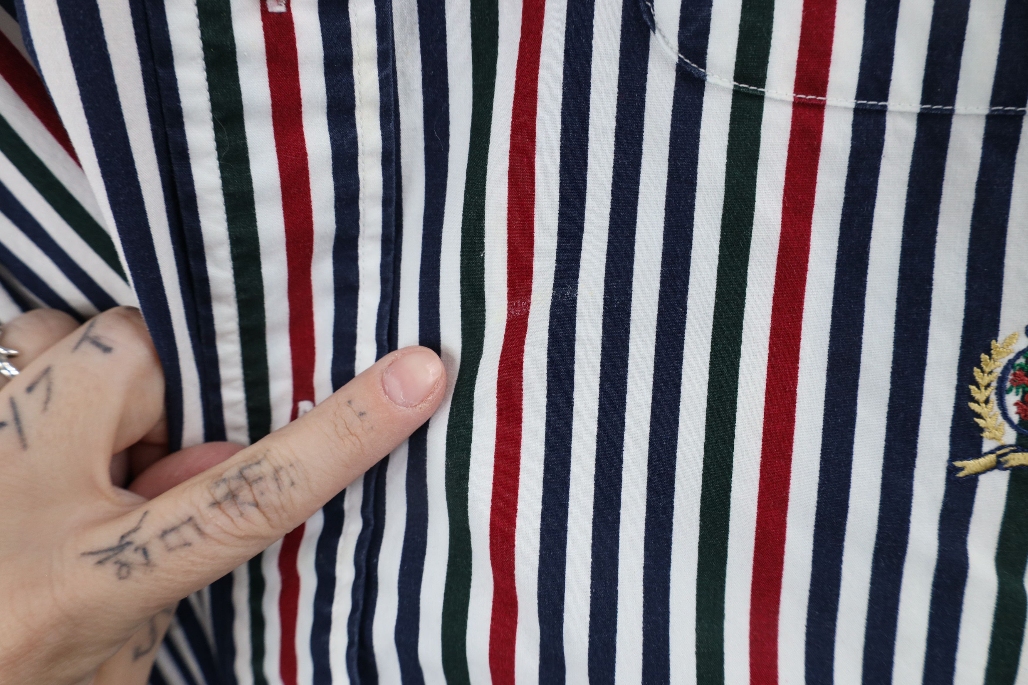 Tommy Hilfiger × Vintage Vintage 90s Tommy Hilfiger Collared Button Down Shirt Size US L / EU 52-54 / 3 - 5 Thumbnail