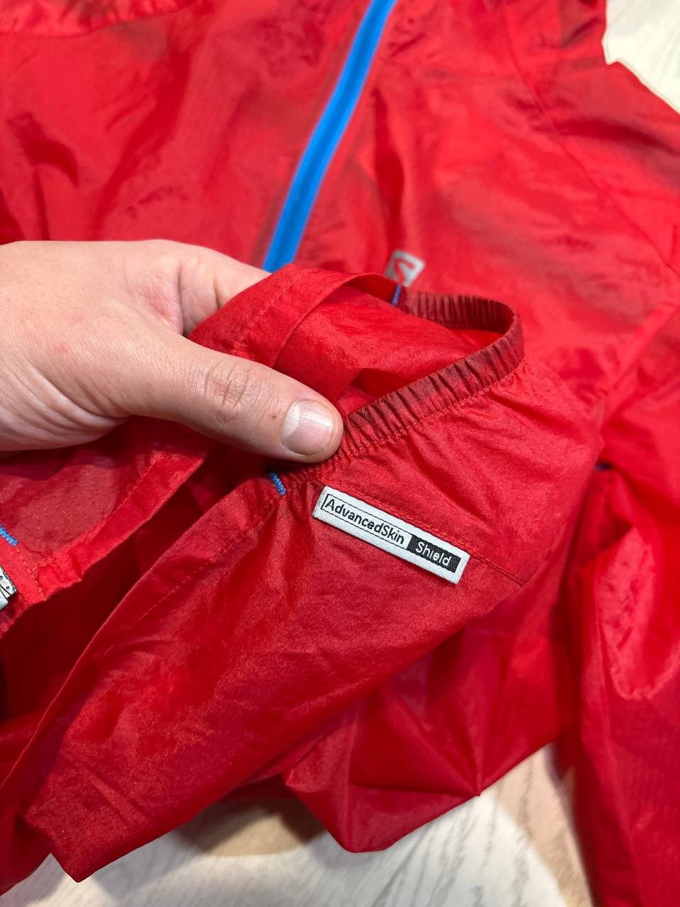 Salomon Salomon light jacket/mini bag Size:M Size US M / EU 48-50 / 2 - 8 Thumbnail