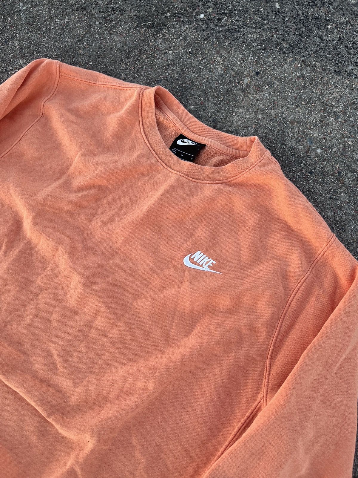 Nike Orange crewneck nike Size US M / EU 48-50 / 2 - 2 Thumbnail