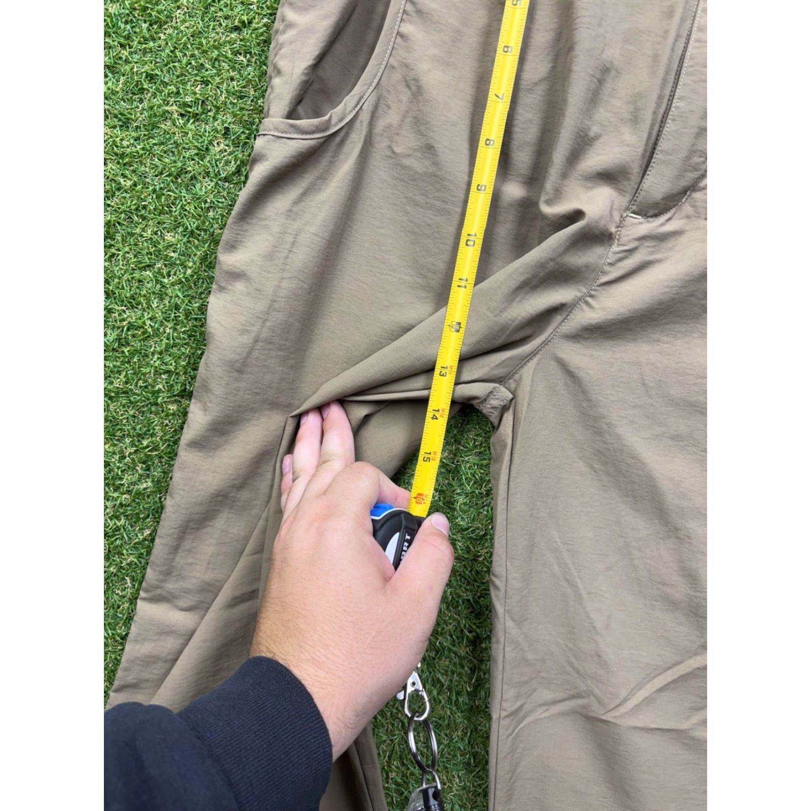 Doublet RailRider Nylon Hiking Pants Mens Medium Brown Elastic Waist Casual Travel 32 in Size US 31 - 4 Thumbnail