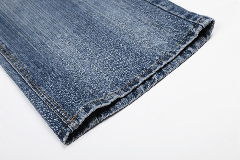 Vintage Men's Loose-Fit Straight Vintage Distressed Jeans Size US 32 / EU 48 - 5 Thumbnail
